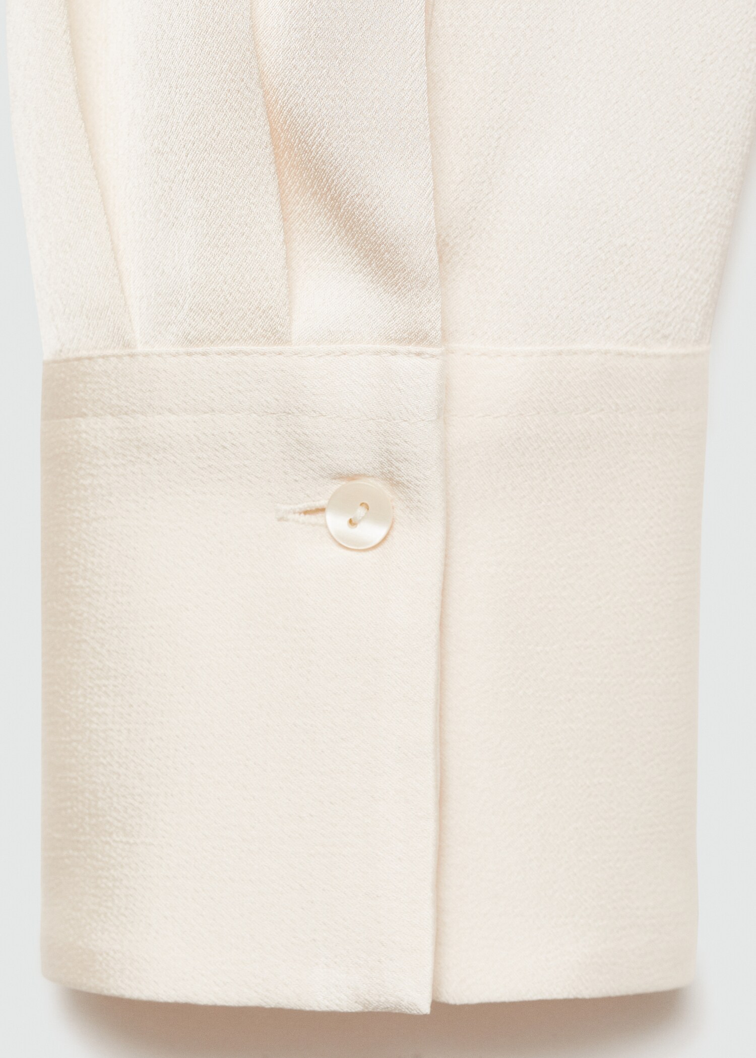 Chemise fluide satinée - Détail de l'article 0
