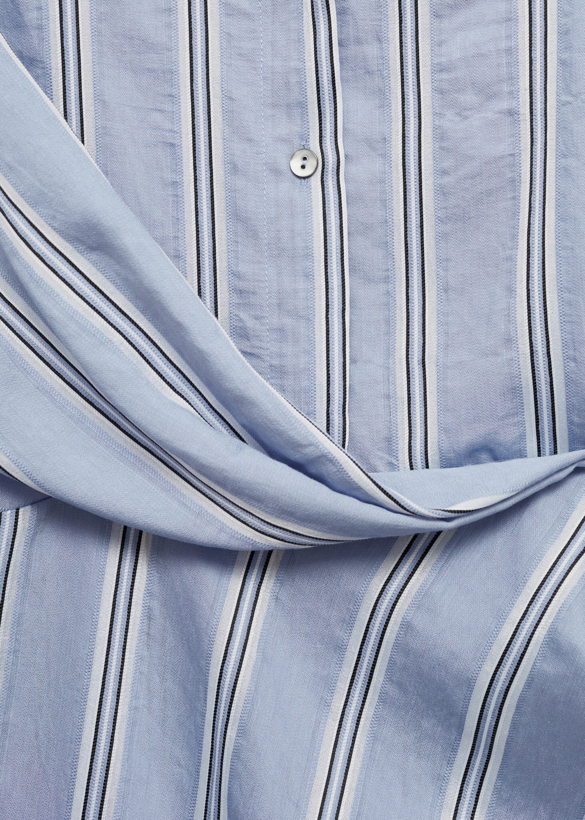 Robe chemise drapée - Détail de l'article 0