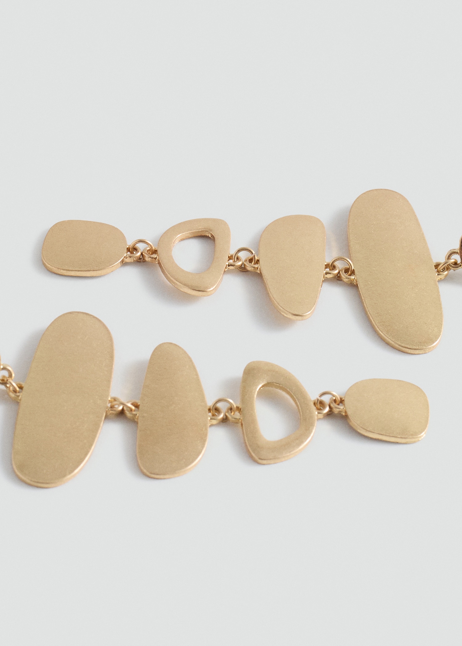 Boucles d'oreilles pendantes géométriques - Plan moyen