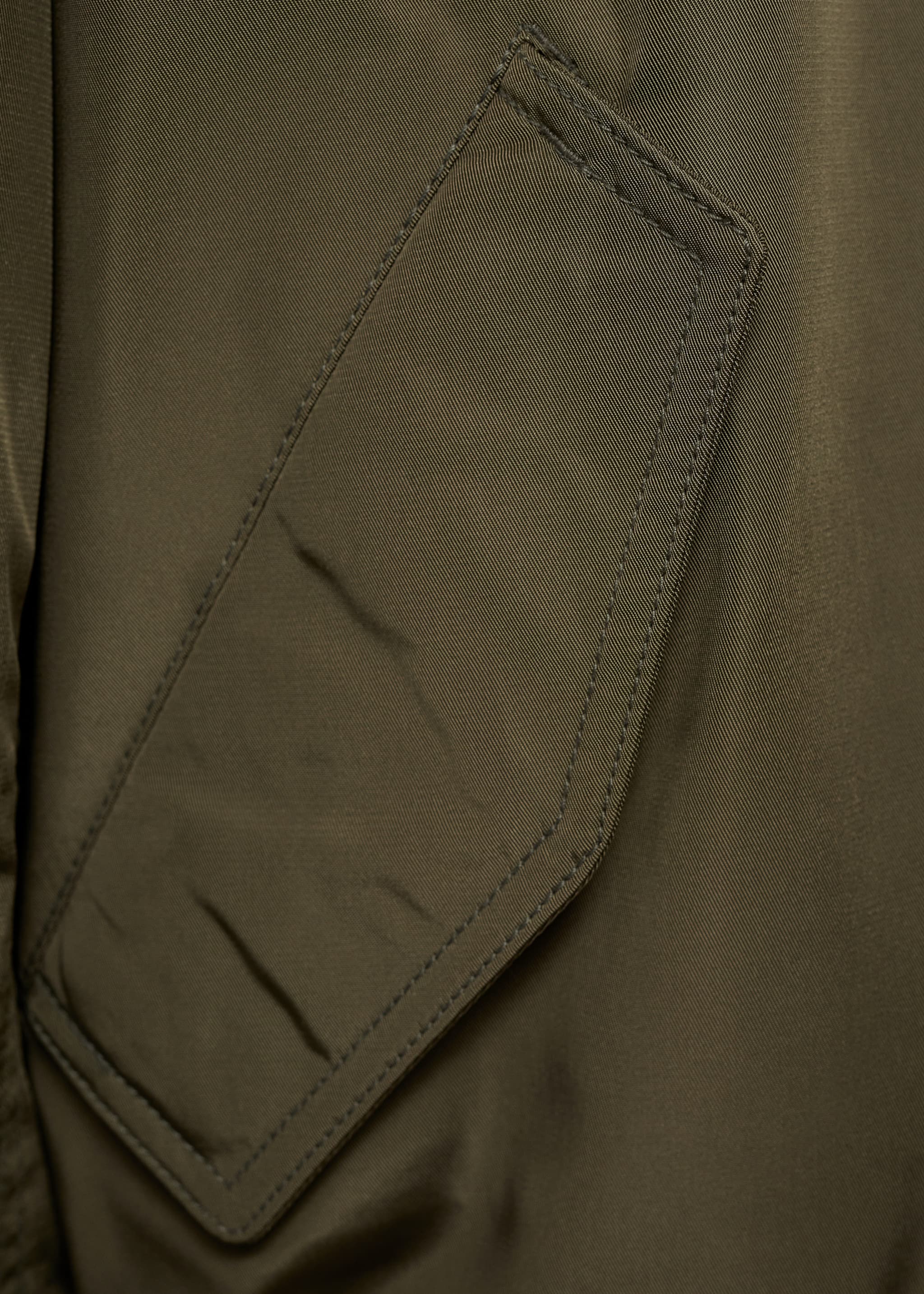 Quilted water-repellent bomber jacket - Details of the article 0