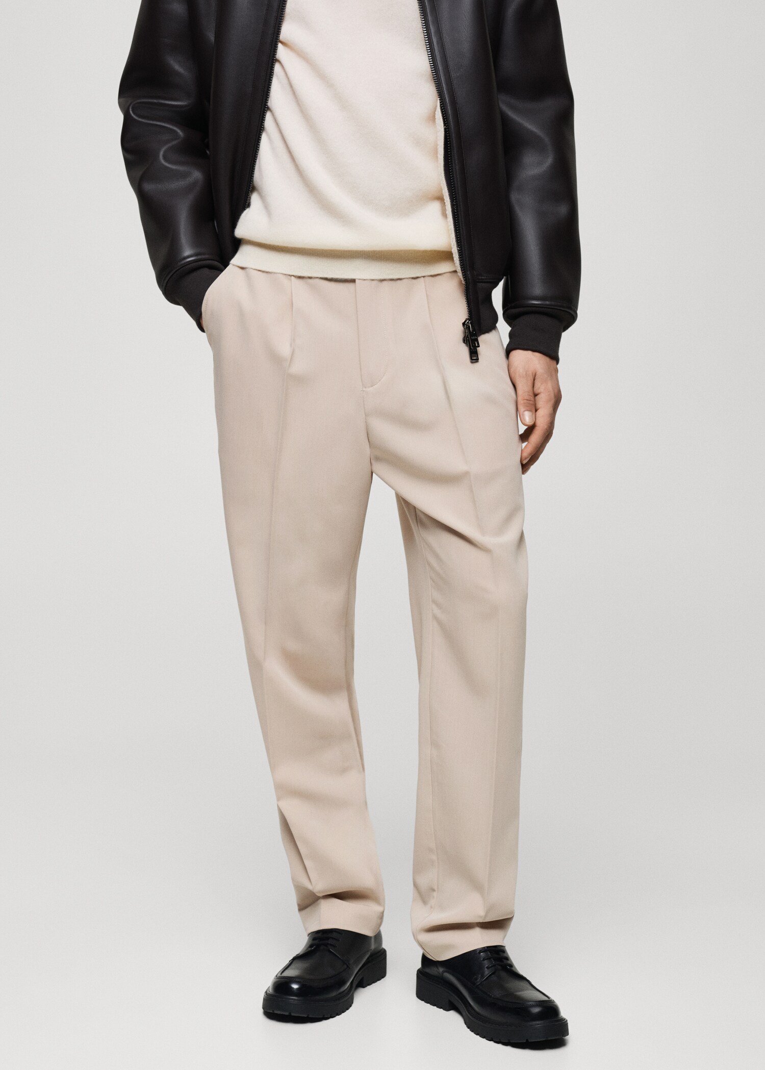 Pantalon regular-fit fluide pinces - Plan moyen