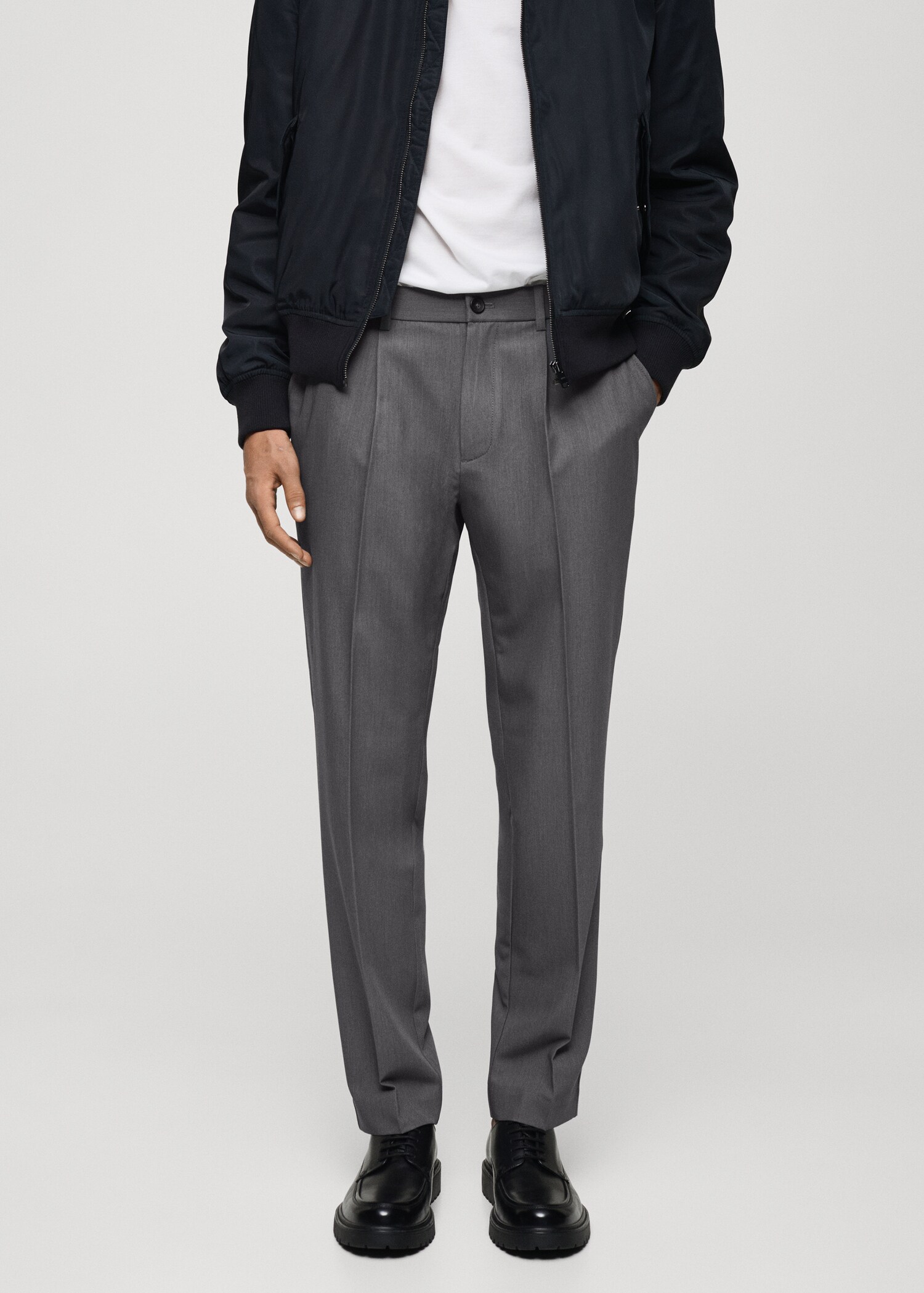 Pantalon regular-fit fluide pinces - Plan moyen