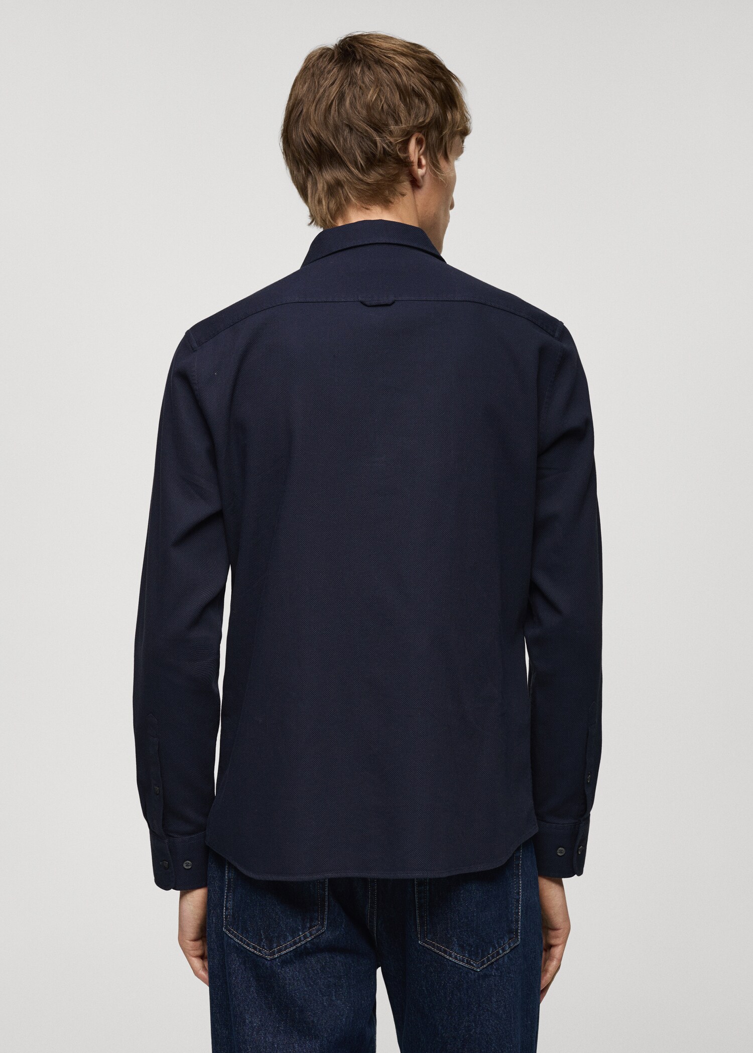 Camisa 100% algodón estructura regular fit - Reverso del artículo