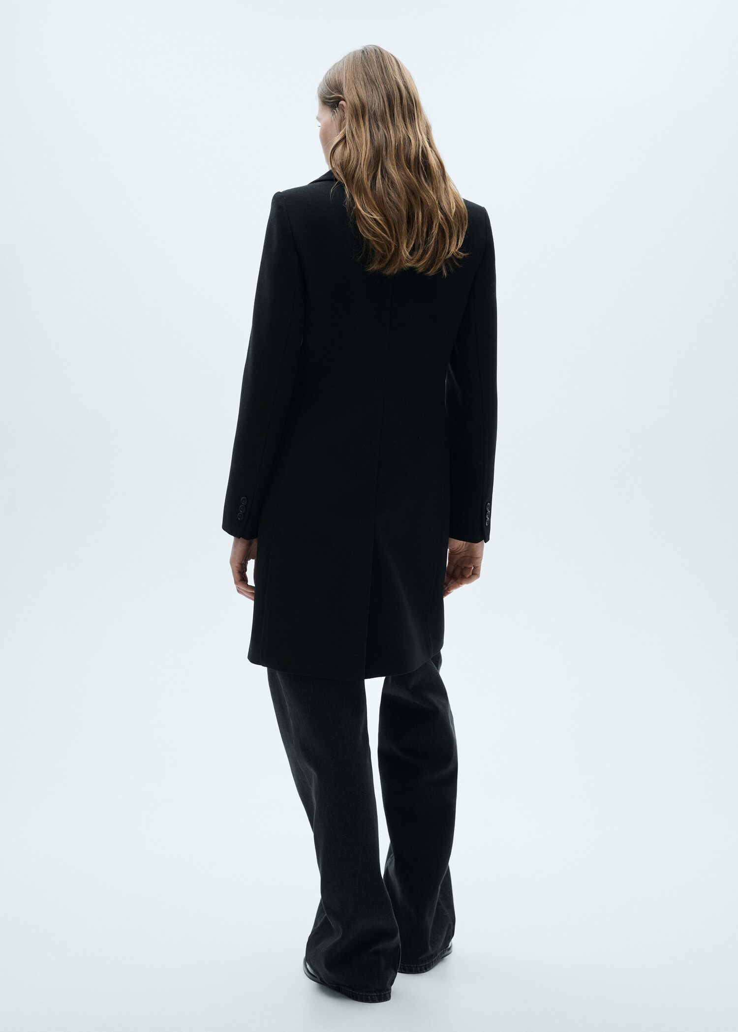 Double-breasted wool coat - Reverse of the article