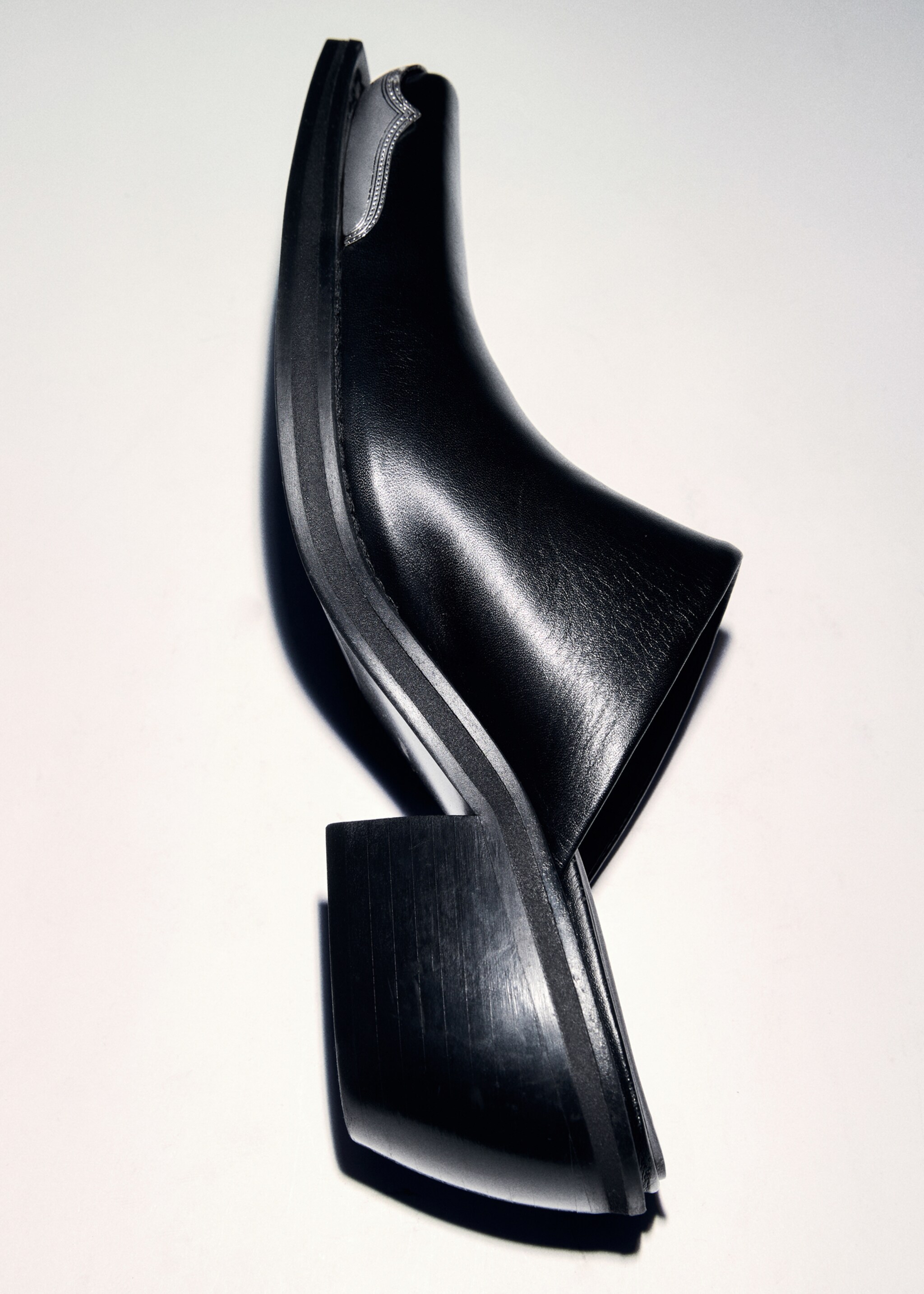Chaussures cuir bout métallisé - Détail de l'article 5