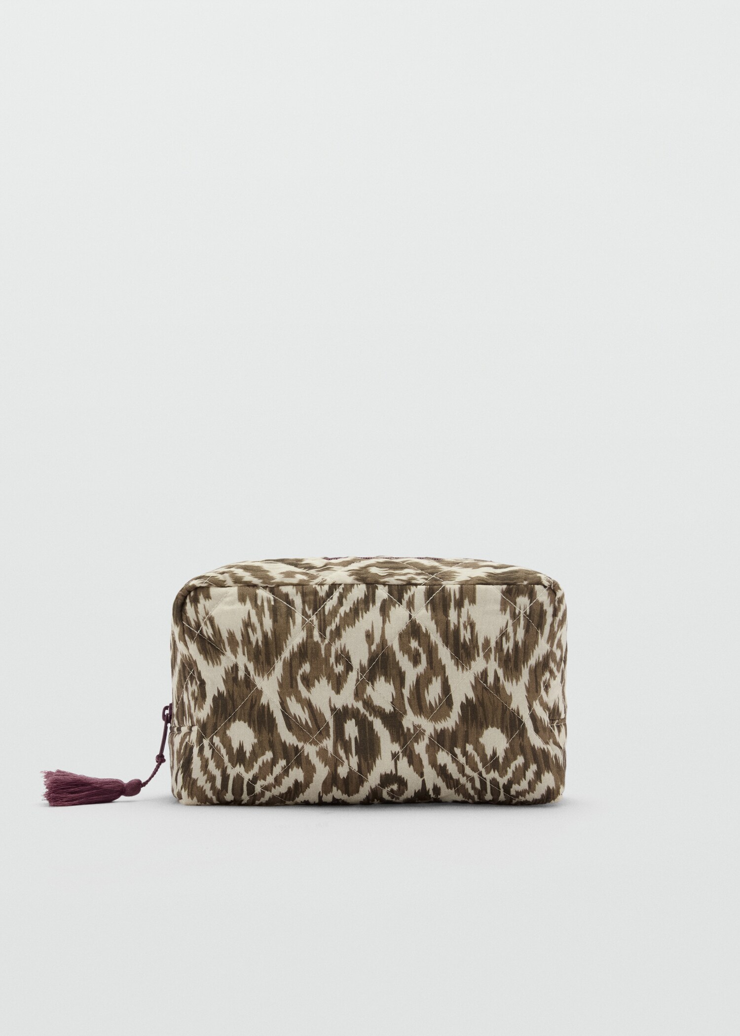 Quilted cosmetic bag - Article without model