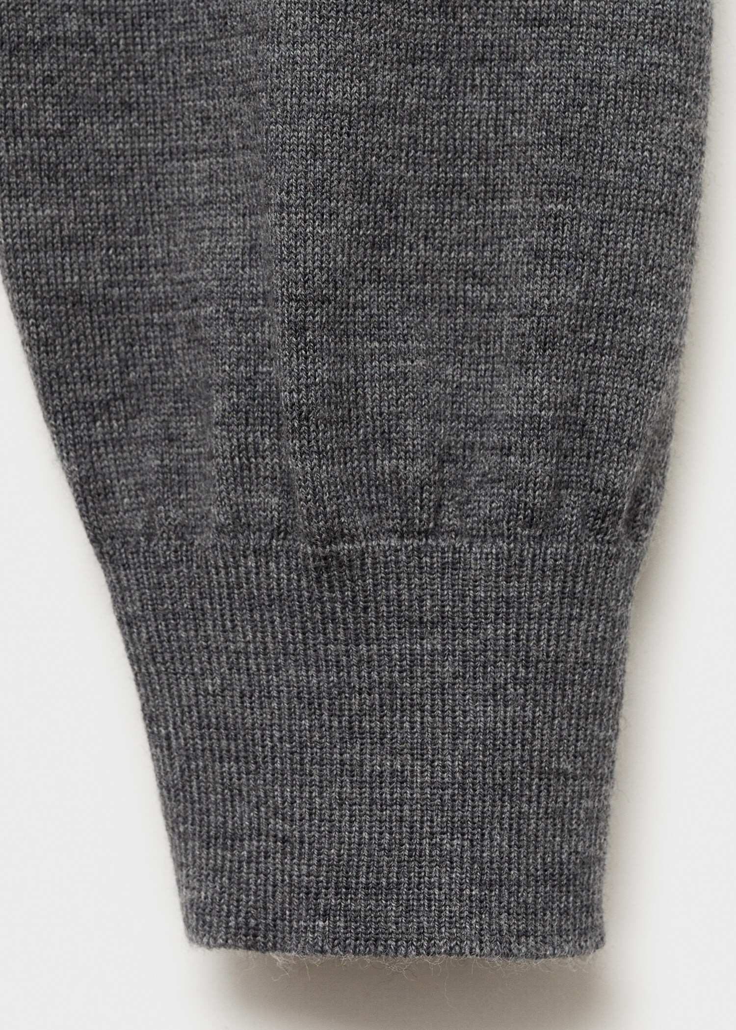 100% merino wool long-sleeved polo shirt - Details of the article 0