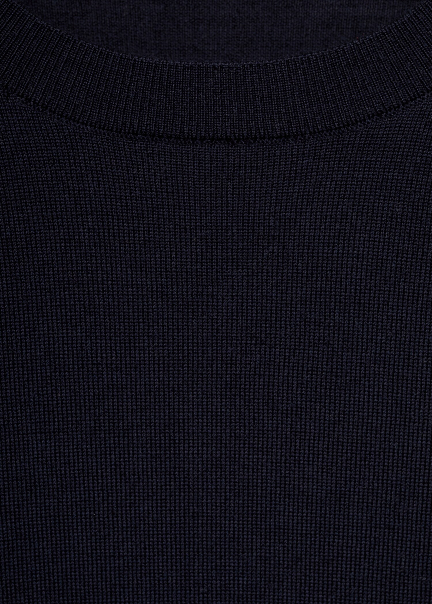 100% wool medium-knit sweater - Details of the article 0