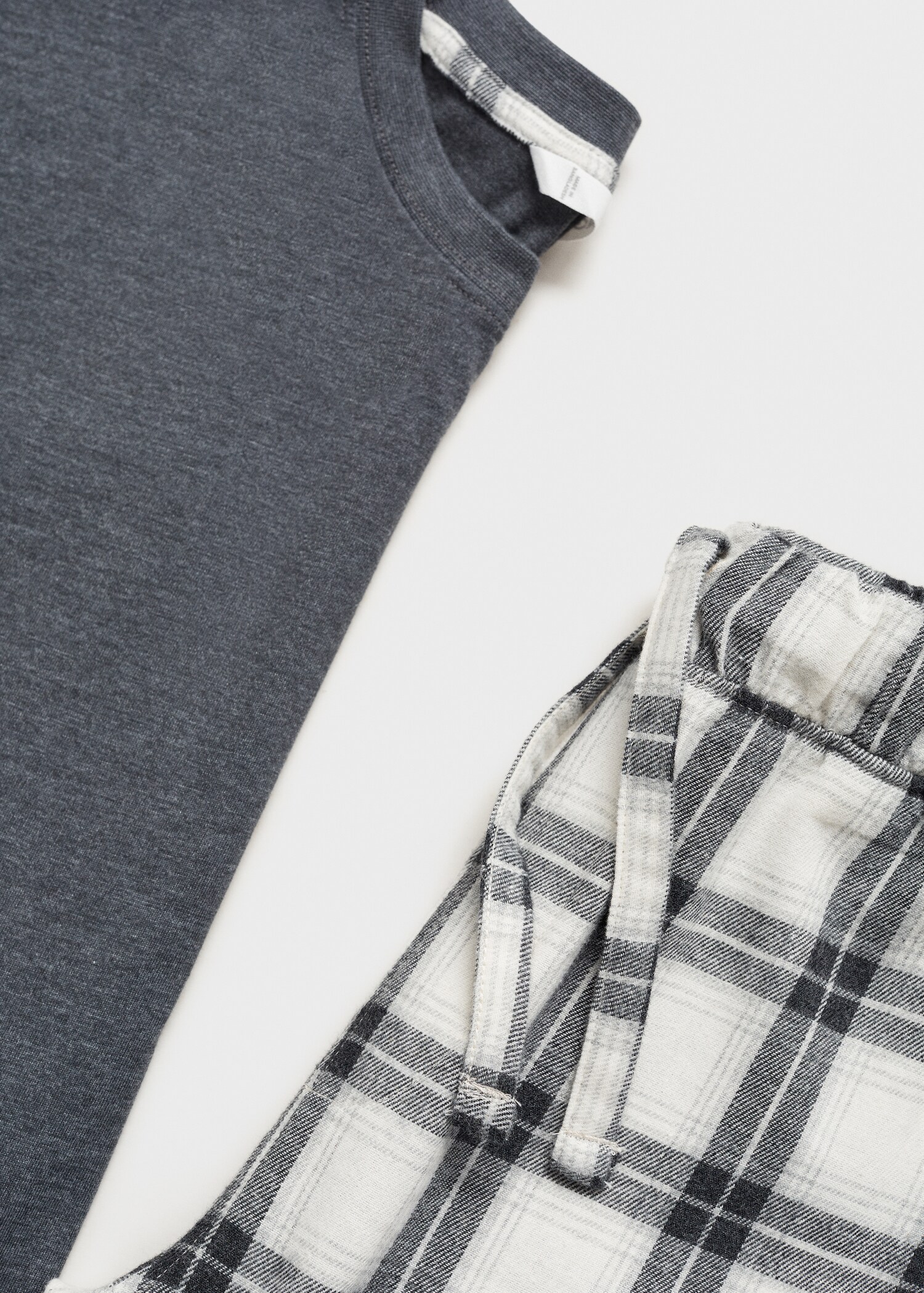 100% cotton check pyjama set - Details of the article 0