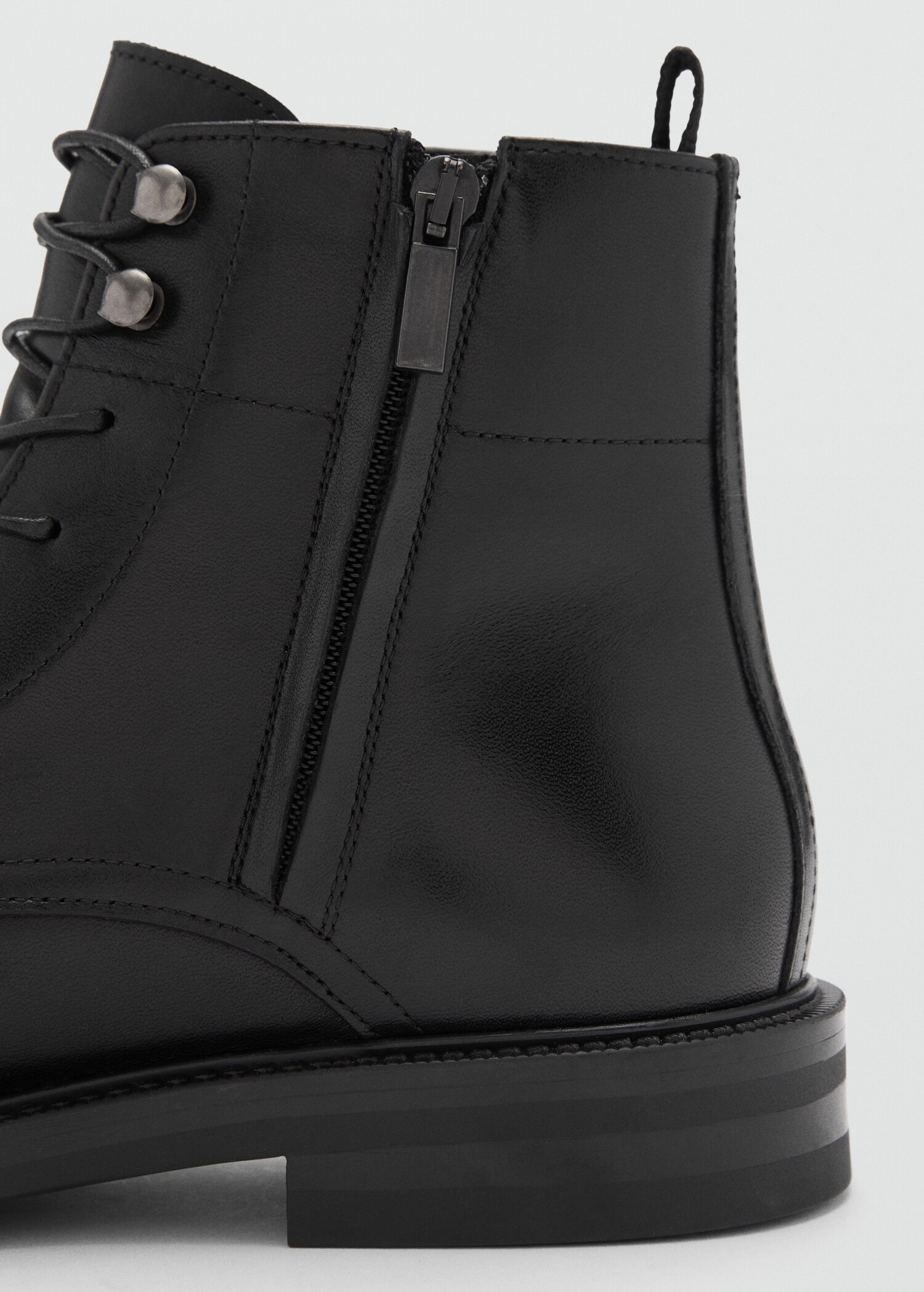 Lace-up leather ankle boots - Details of the article 1