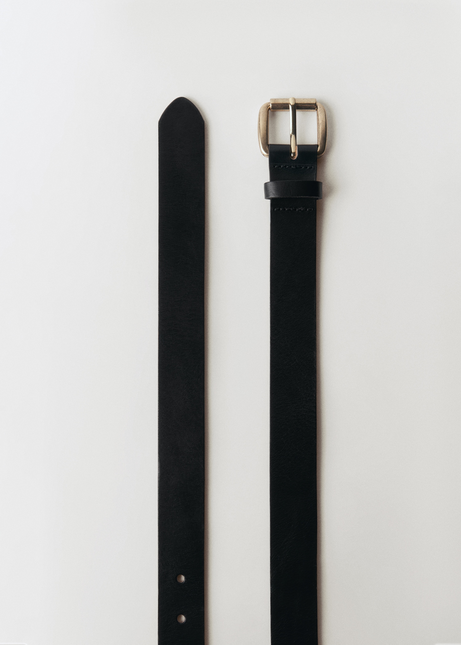 Leather belt with square buckle  - Details of the article 1
