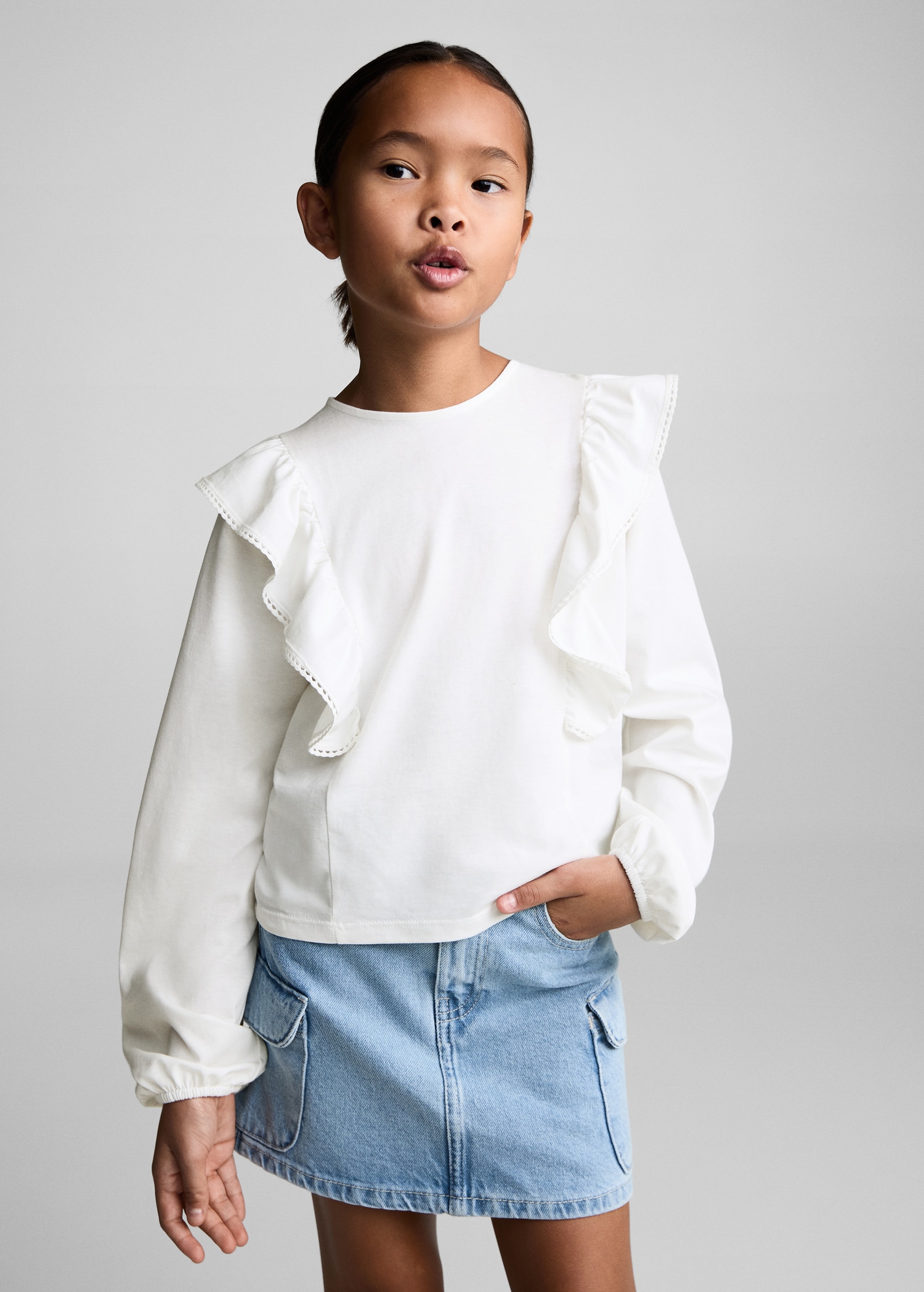 Blusa detalle volantes