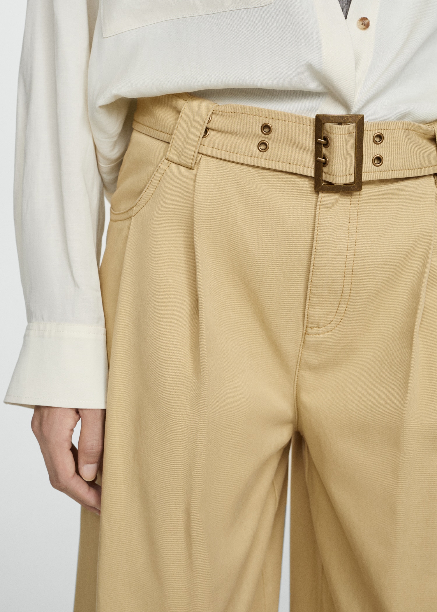 Lyocell trousers with belt - Details of the article 6