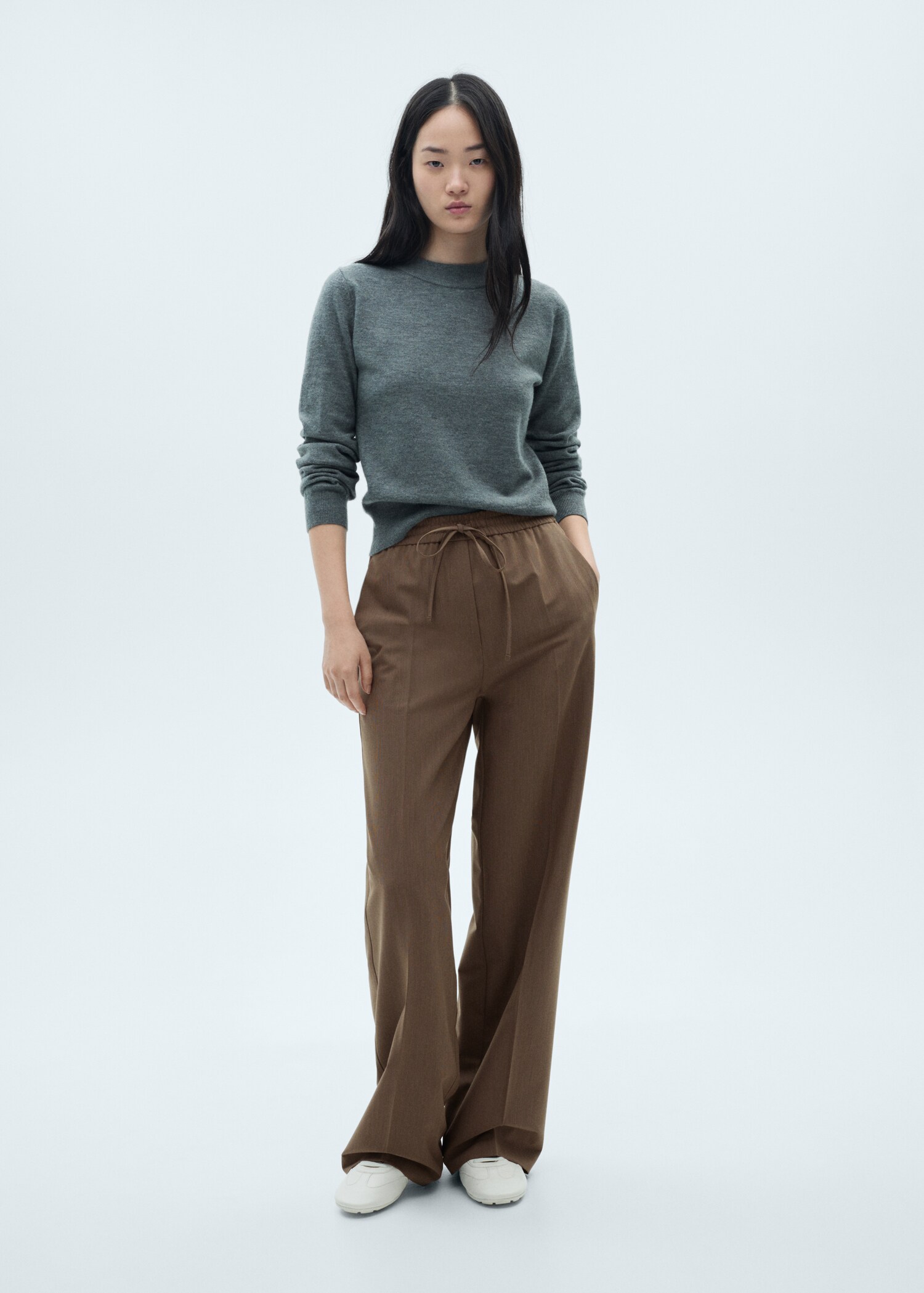 Straight-fit trousers with elastic waist - Details of the article 2