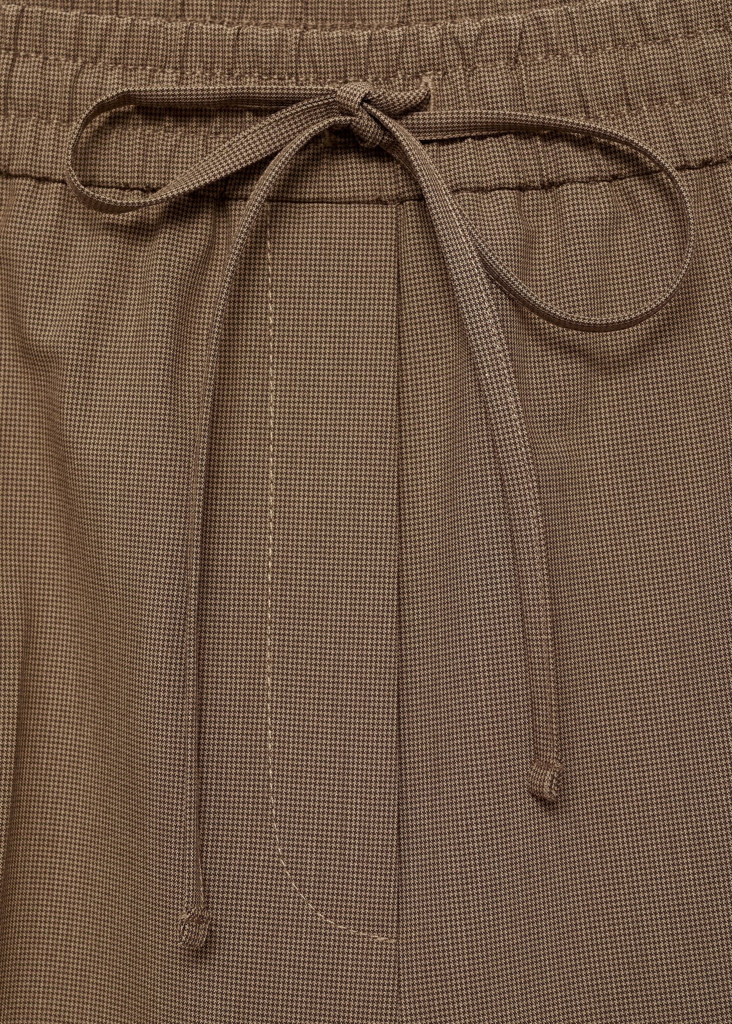 Straight-fit trousers with elastic waist - Details of the article 8