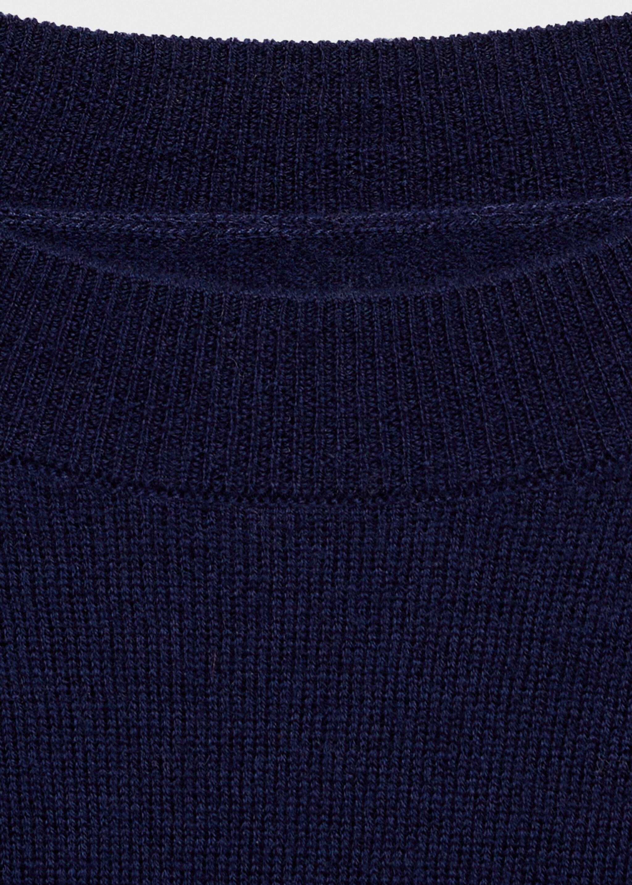 100% wool sweater - Details of the article 8