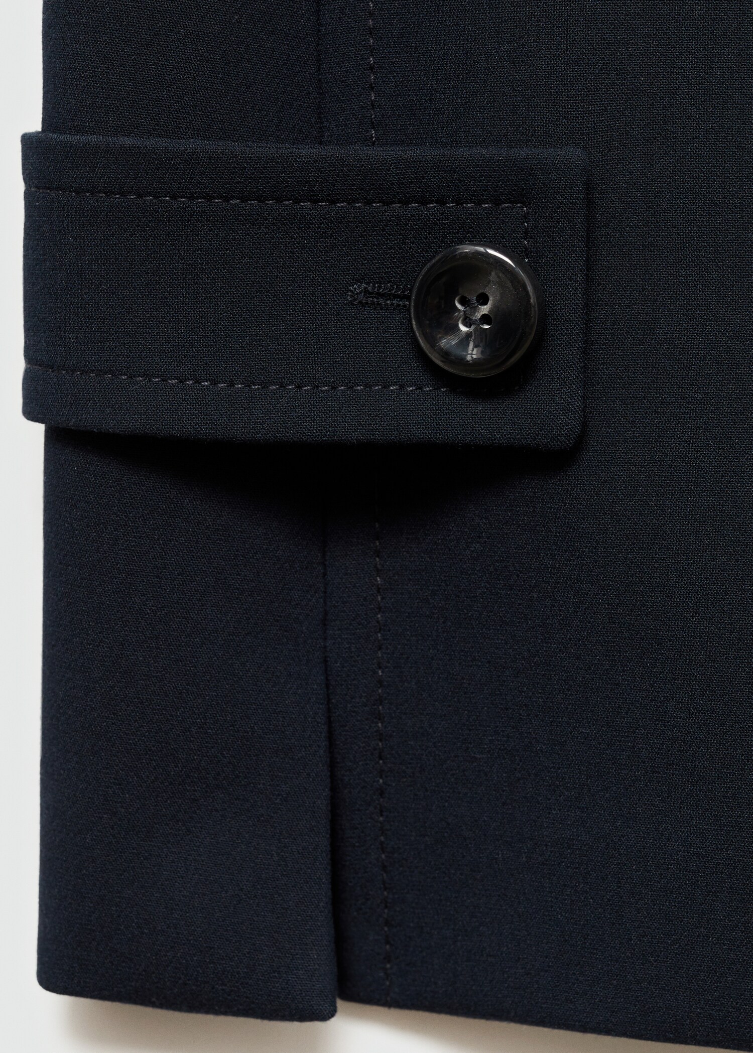 Short dress with decorative buttons - Details of the article 8