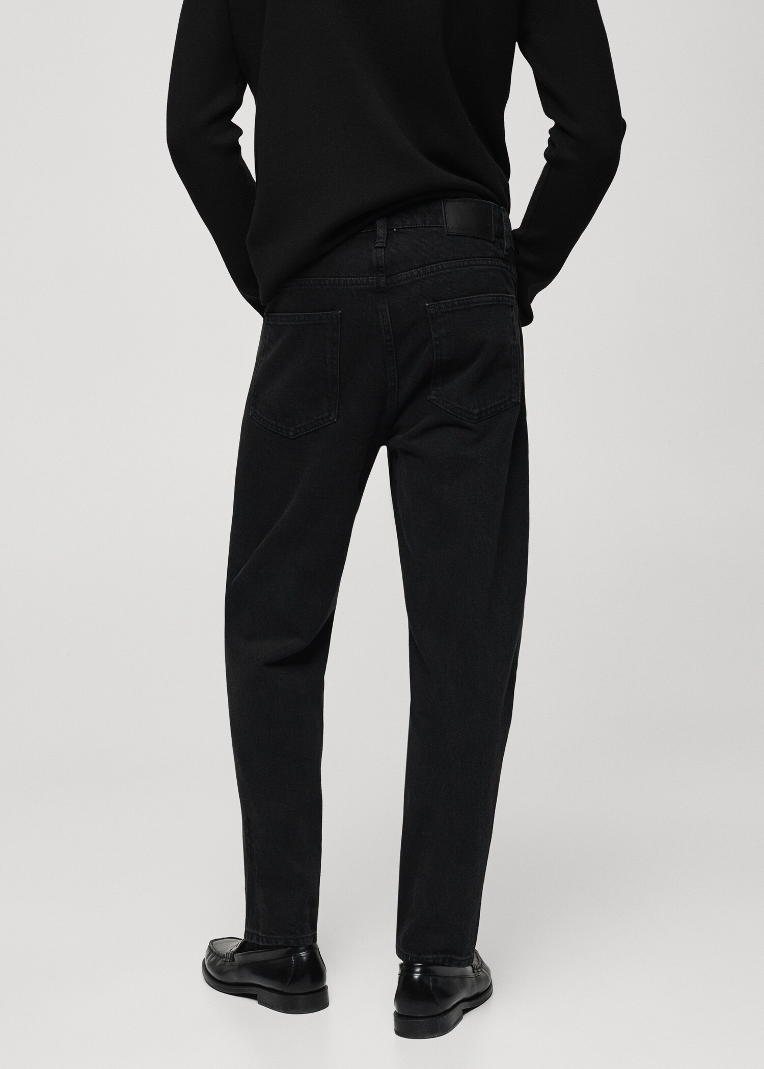 Zwarte tapered-fit jeans - Achterkant van het artikel