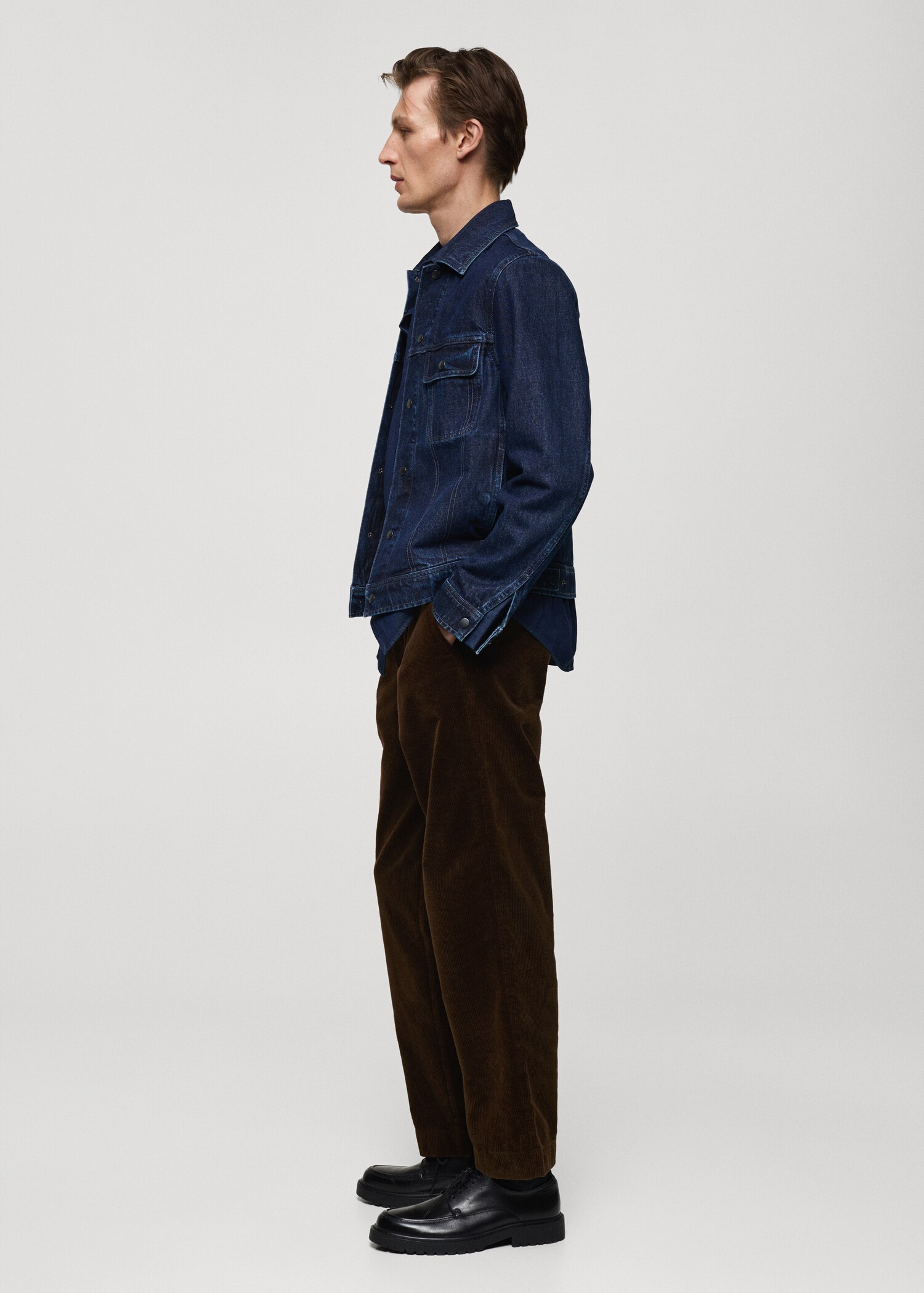 Corduroy straight-fit pants - Details of the article 2