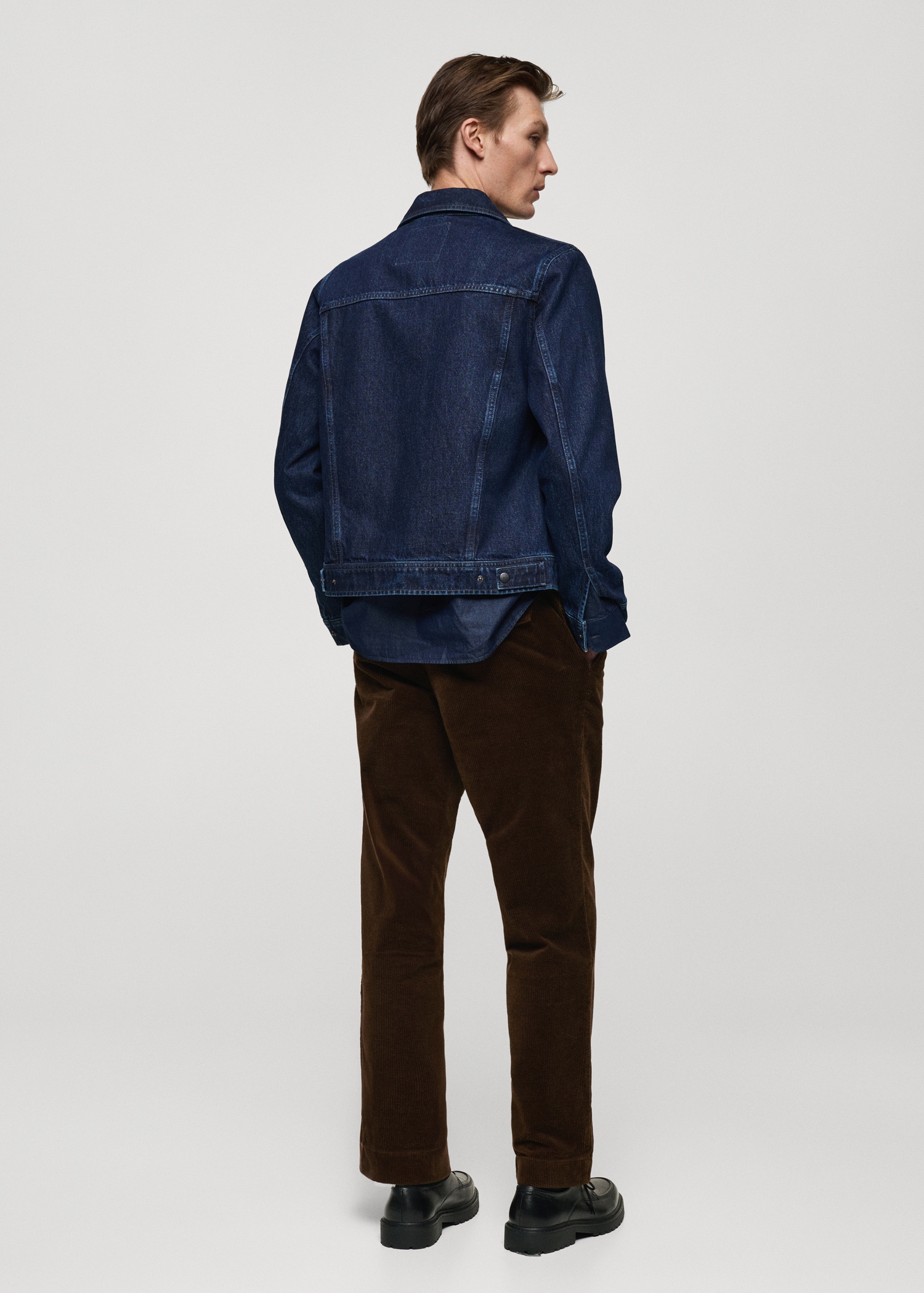 Corduroy straight-fit pants - Reverse of the article