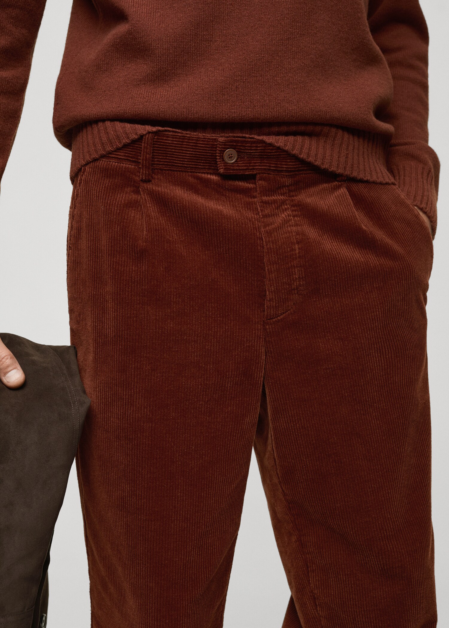 Corduroy straight-fit pants - Details of the article 1