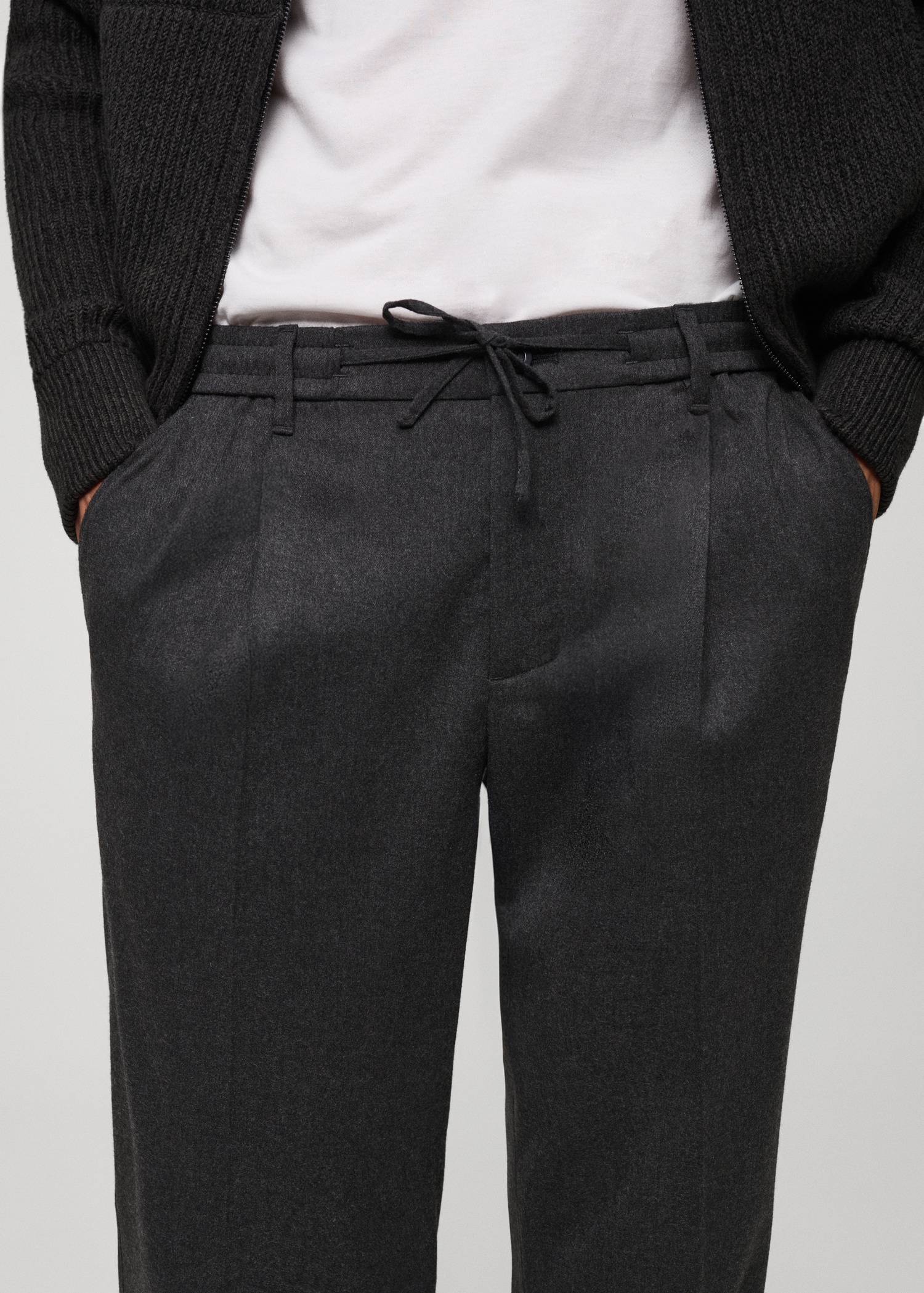 Pantalon regular fit pinces cordon - Détail de l'article 1
