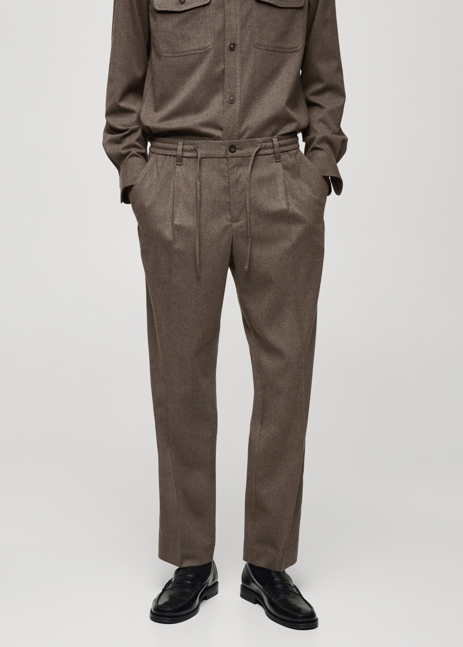 Pantalon regular fit pinces cordon - Plan moyen