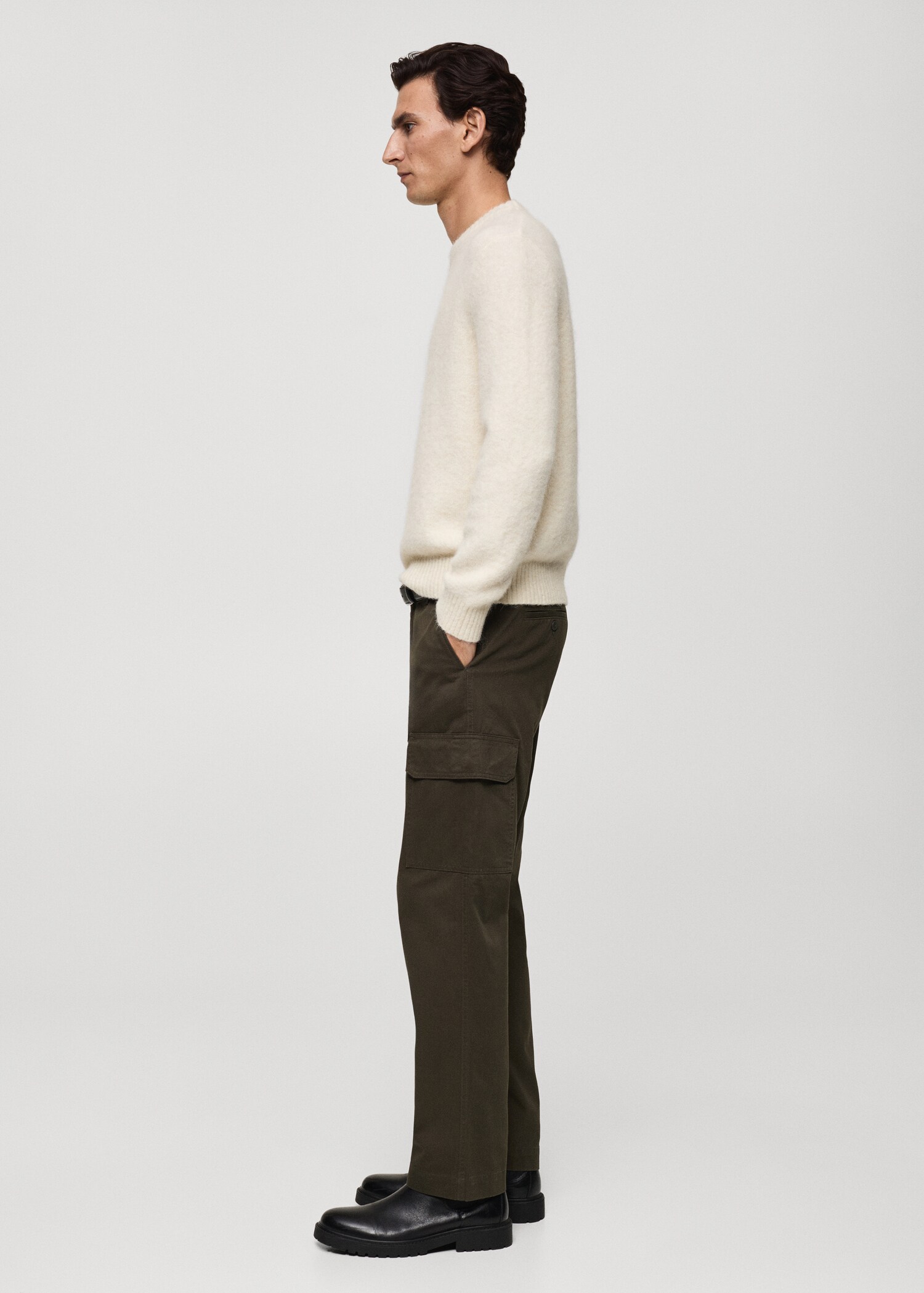 Straight-fit cargo pants - Details of the article 2
