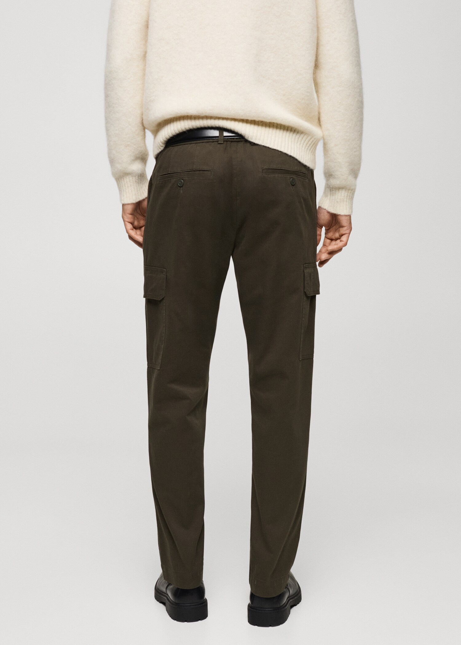 Straight-fit cargo pants - Reverse of the article