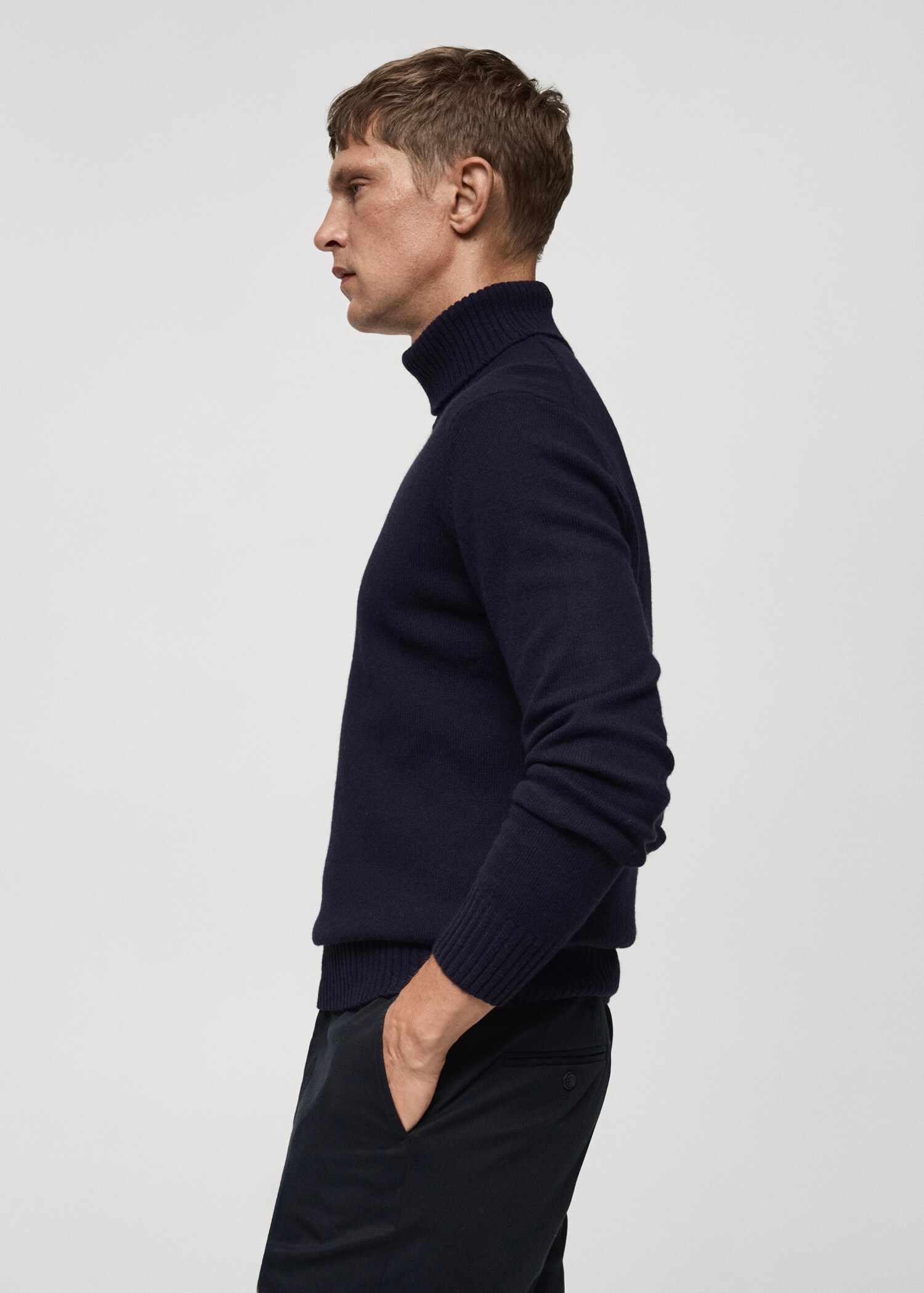 Knitted wool turtleneck sweater - Details of the article 2