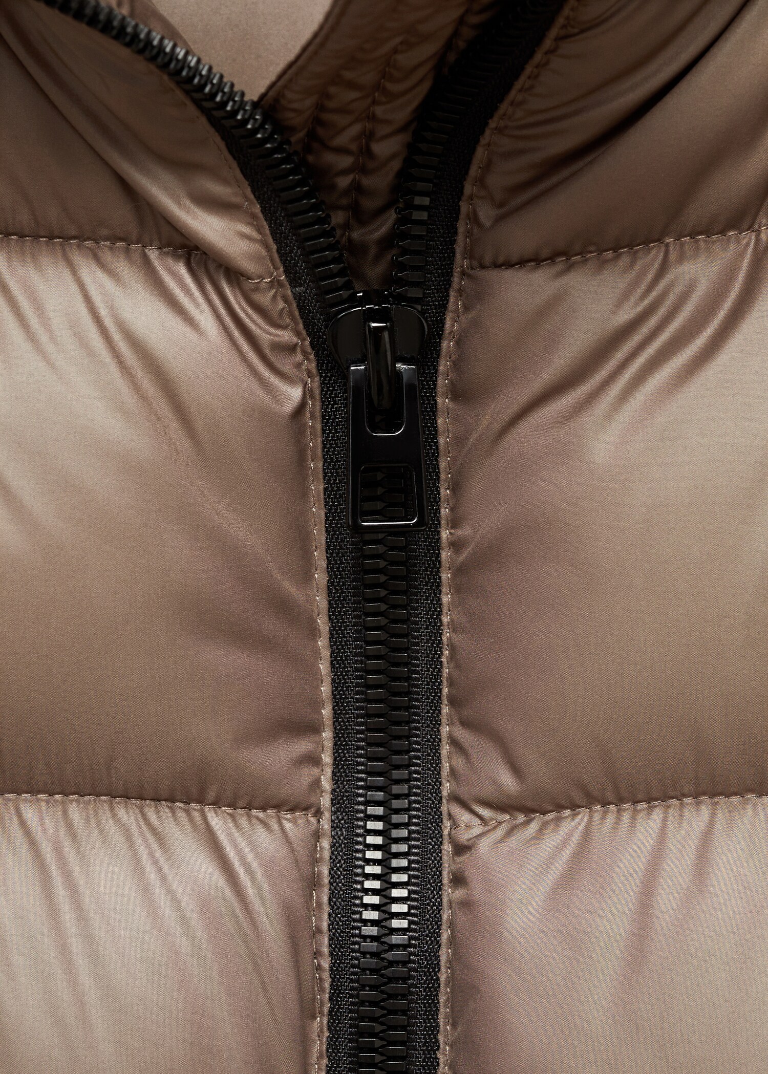 Water-repellent quilted coat - Details of the article 8