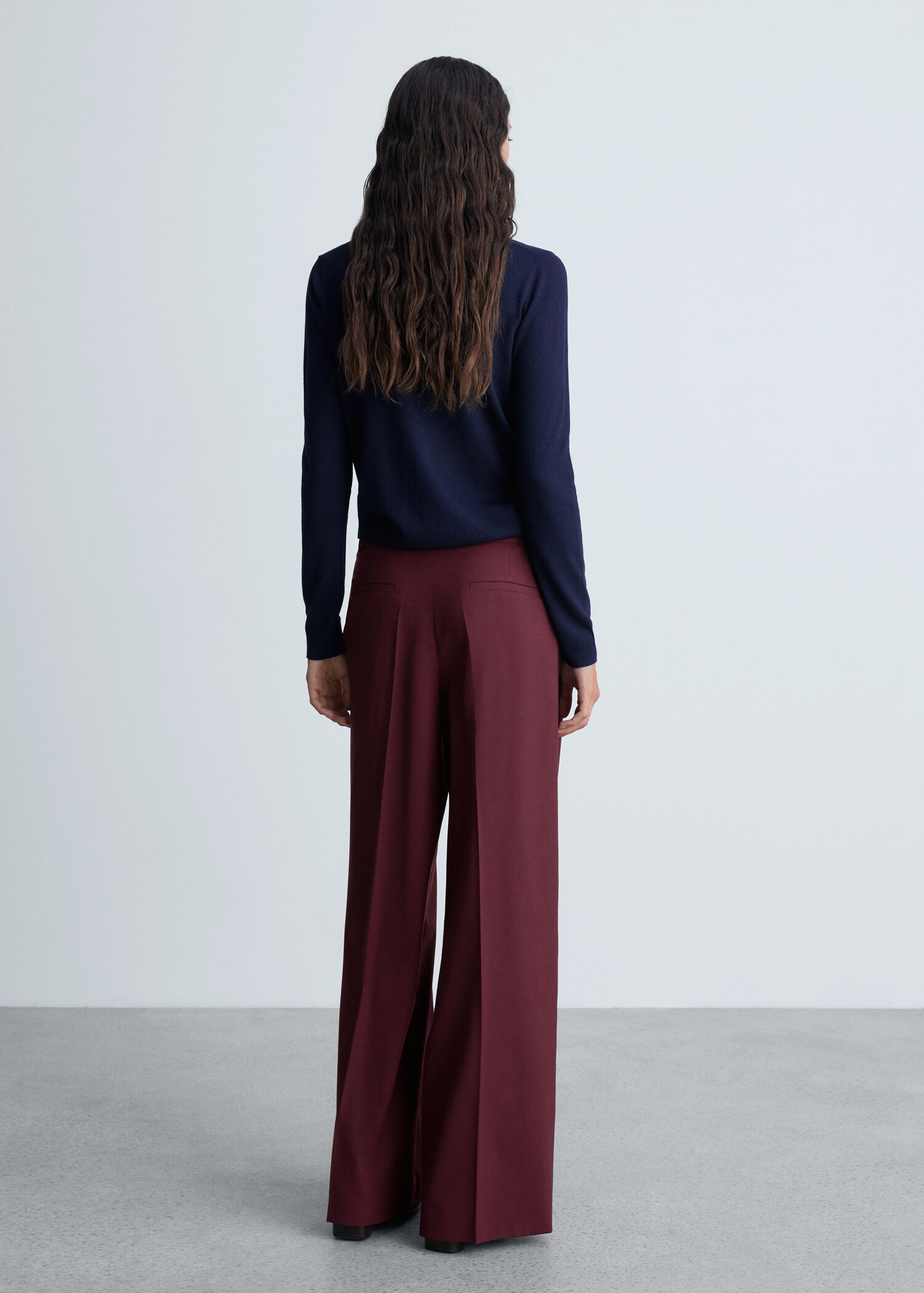 Wideleg pleated wool trousers - Reverse of the article