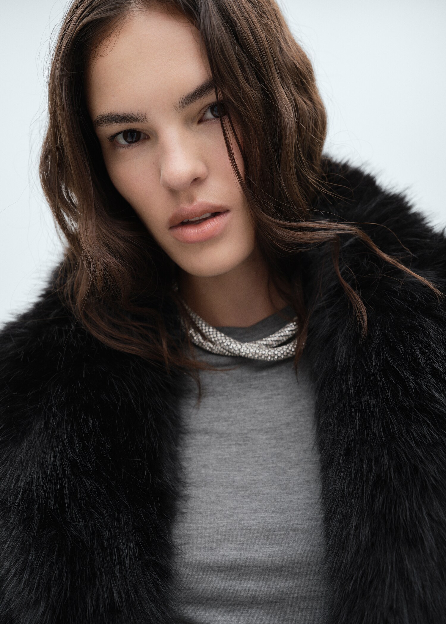 Fur-effect coat with lapels - Details of the article 1