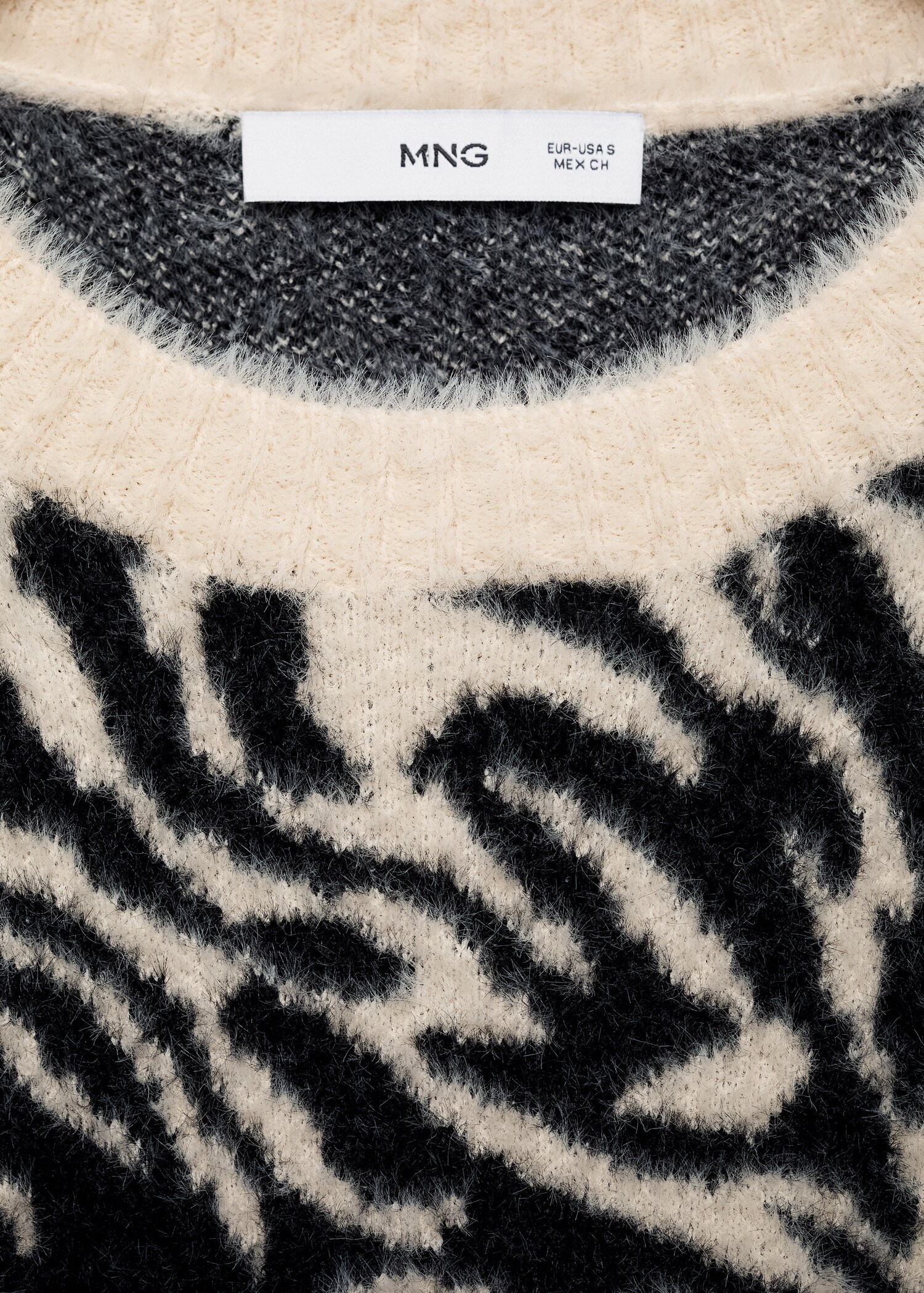 Pull-over zèbre imitation fourrure - Détail de l'article 8