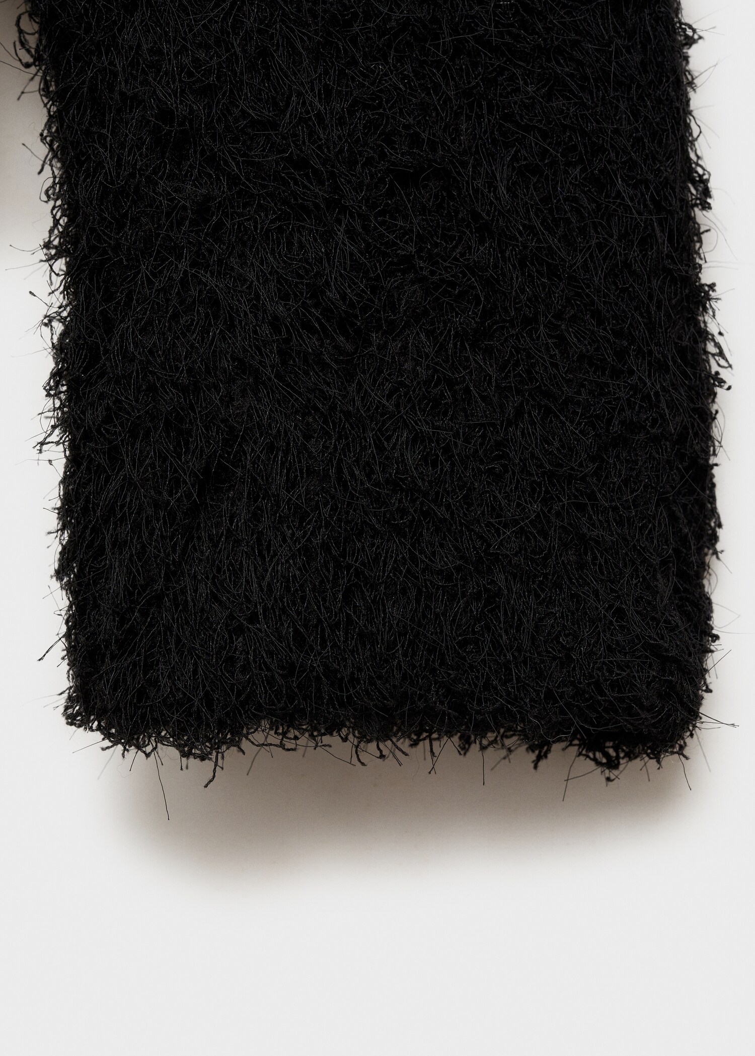 Fur-effect knitted sweater - Details of the article 0