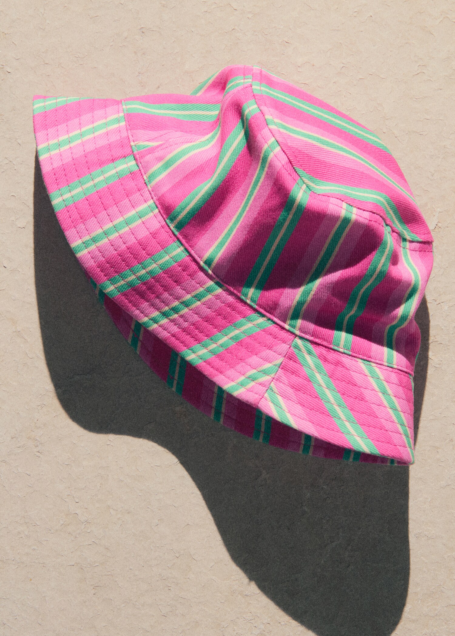 Gorro bucket estampado - Detalle del artículo 6