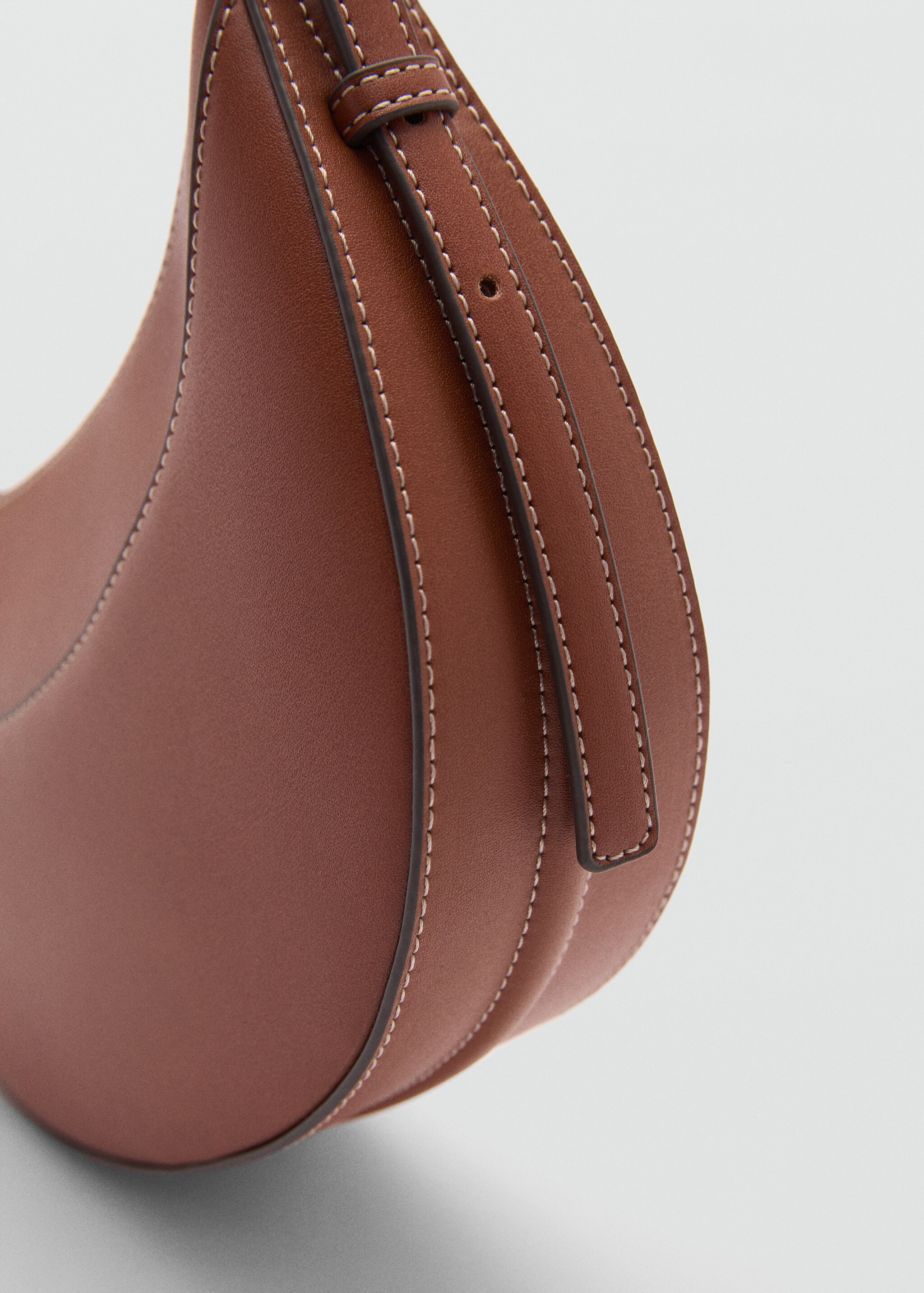 Oval short handle bag - Details of the article 3