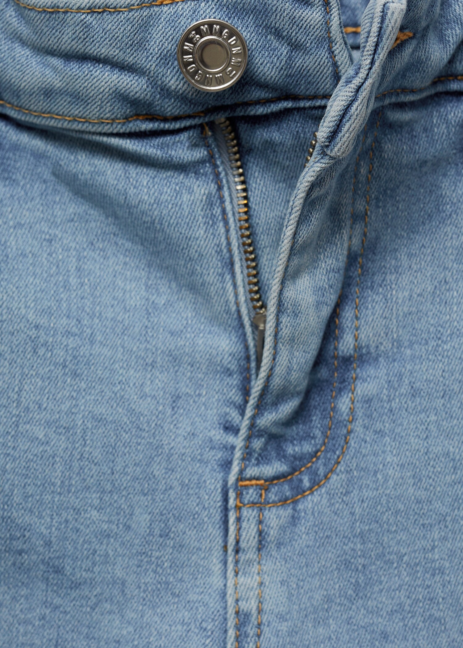 Slim capri jeans with decorative stitching - Details of the article 8