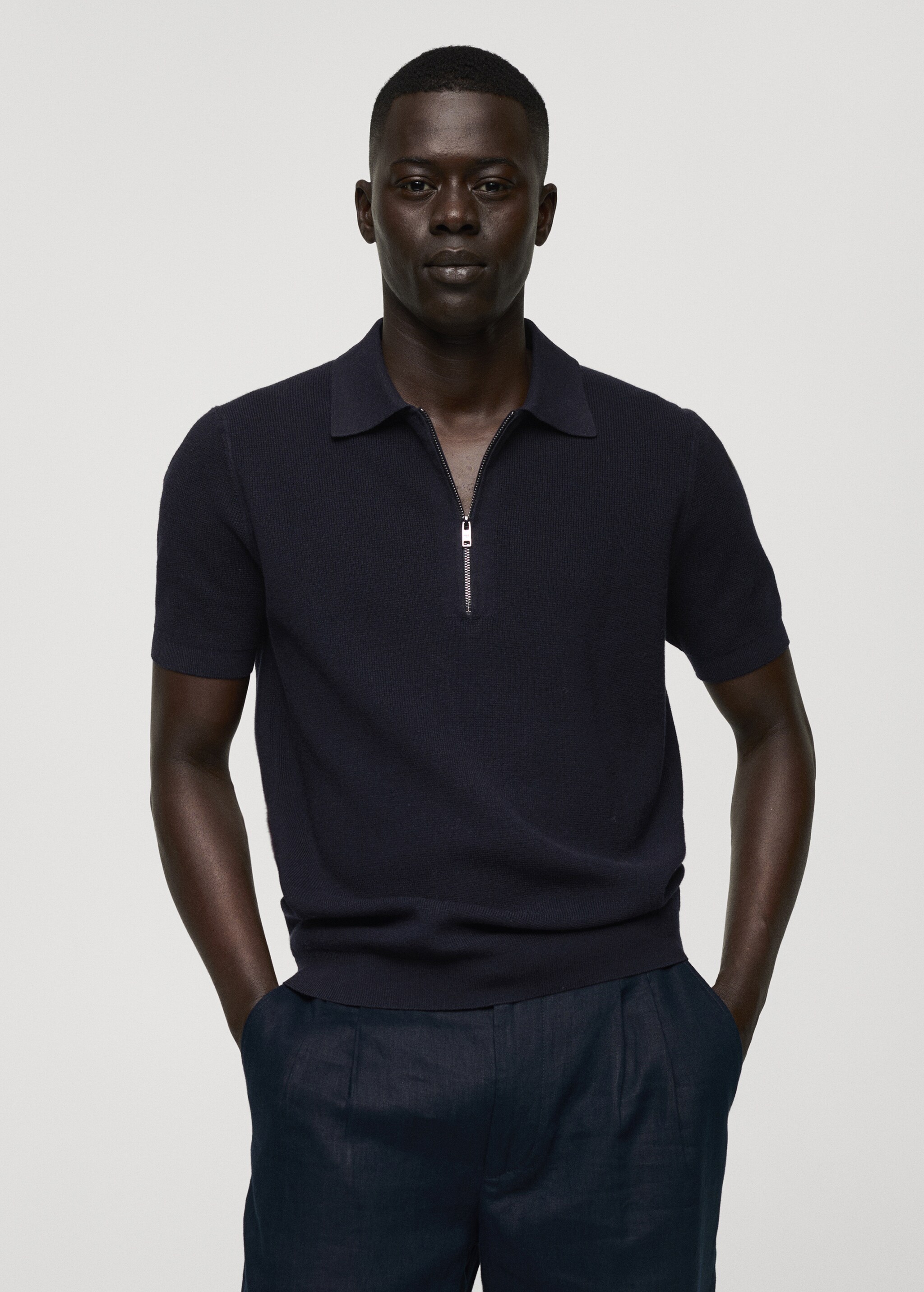 Knitted polo shirt with zip - Medium plane