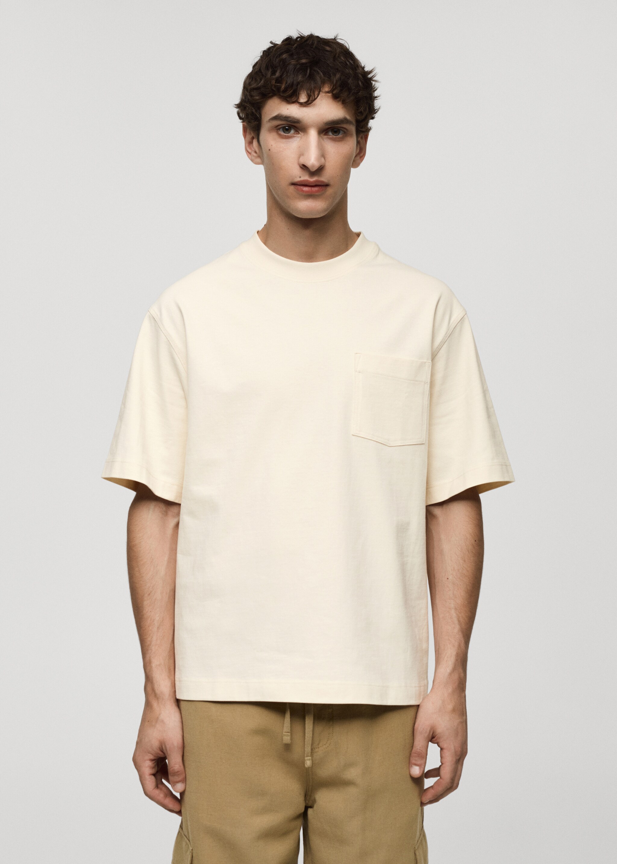Camiseta bolsillo 100% algodón - Plano medio