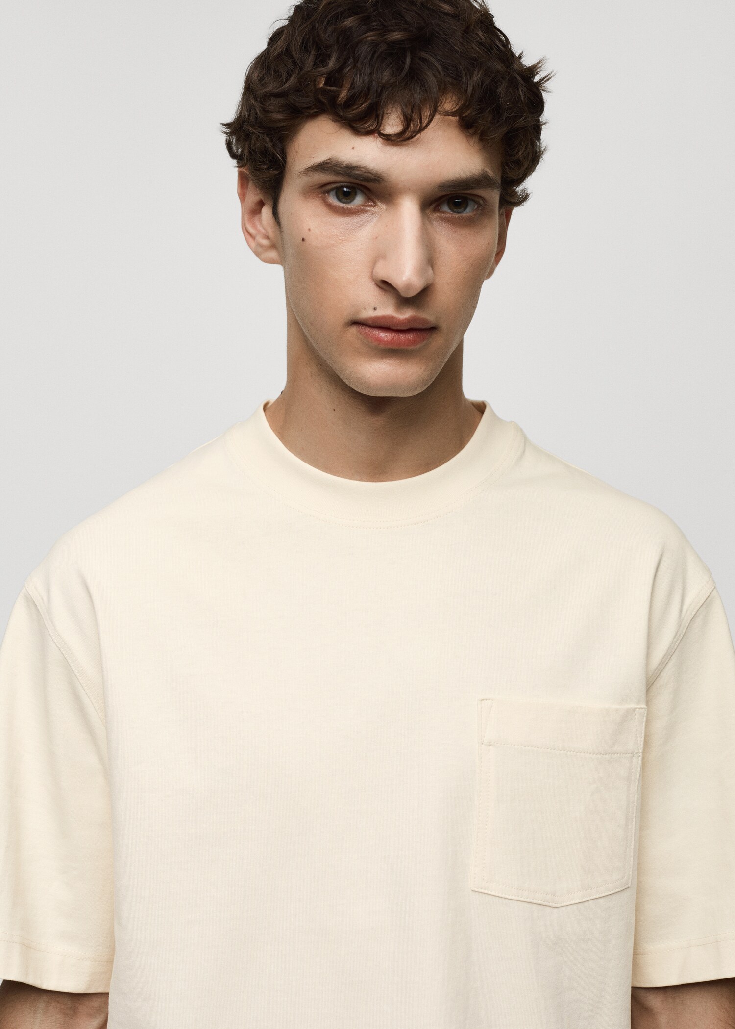 T-shirt poche 100 % coton - Détail de l'article 1