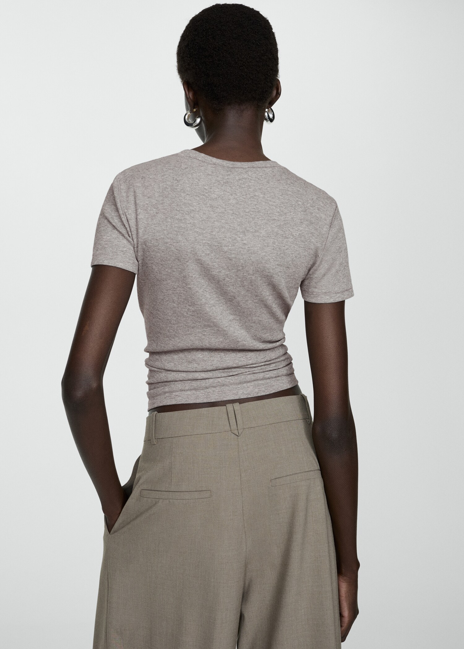 Knitted short-sleeve t-shirt - Reverse of the article