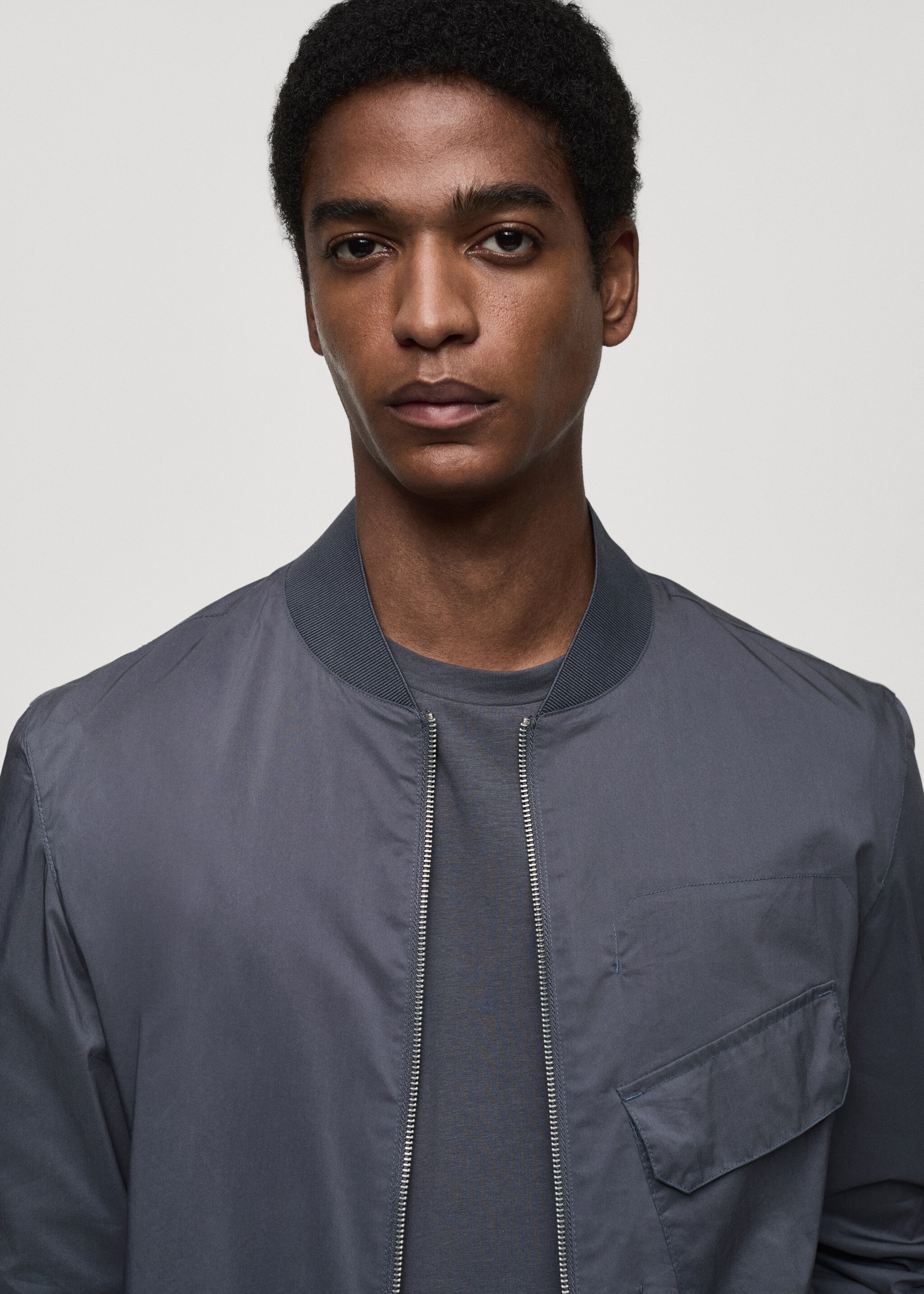 Bomber jacket with pocket - Details of the article 1