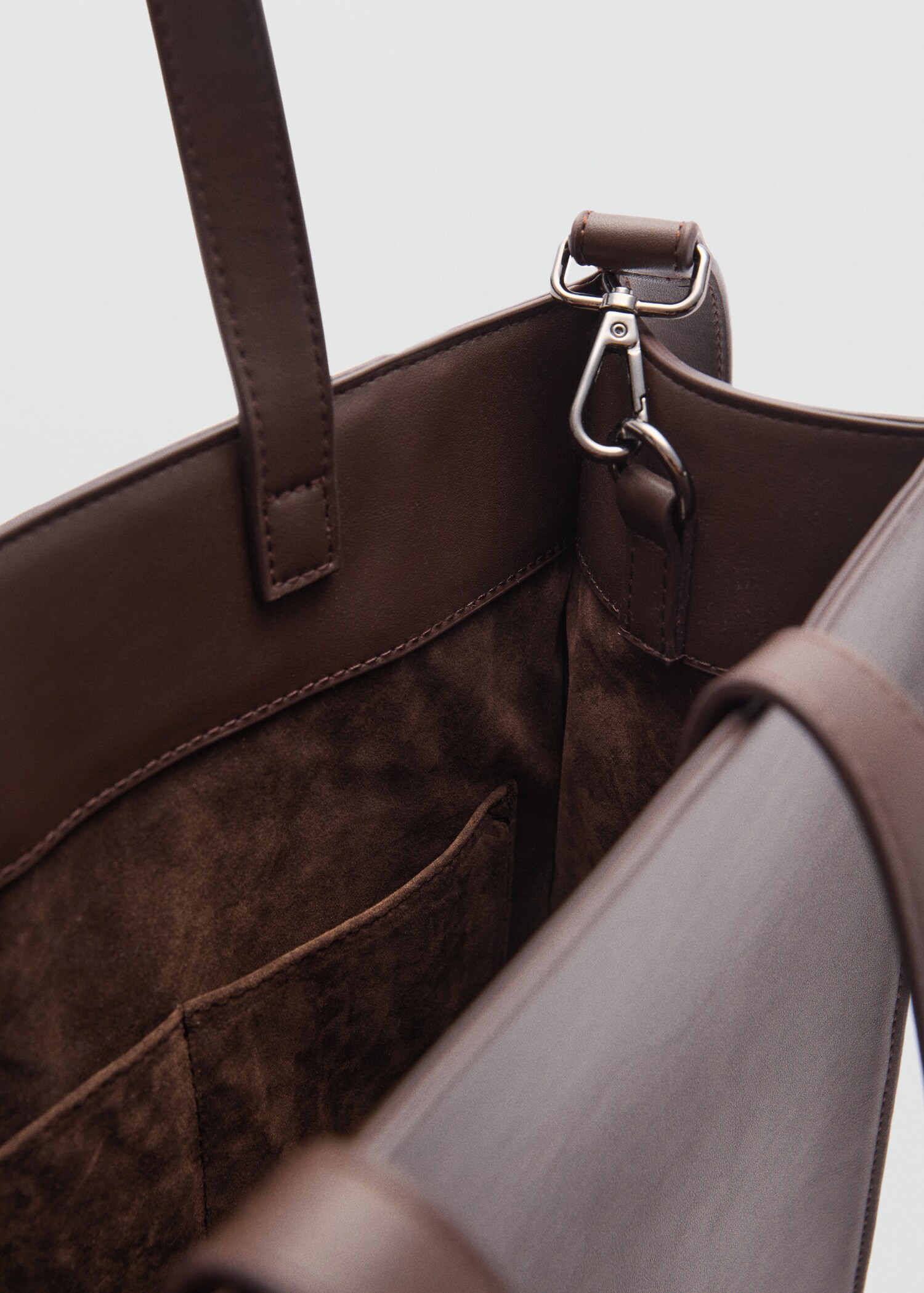 Faux-leather tote bag - Details of the article 4