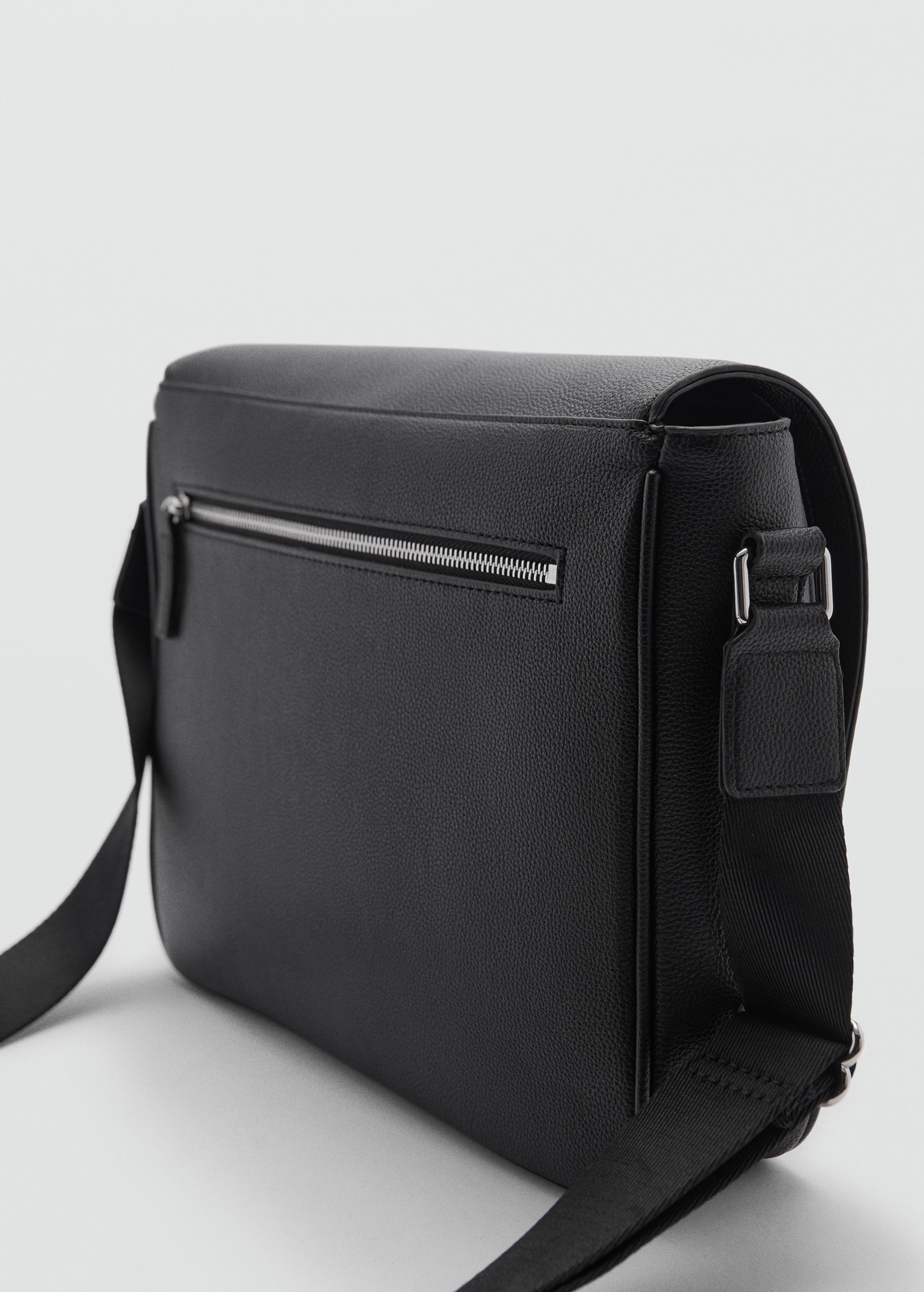 Leather-effect shoulder bag