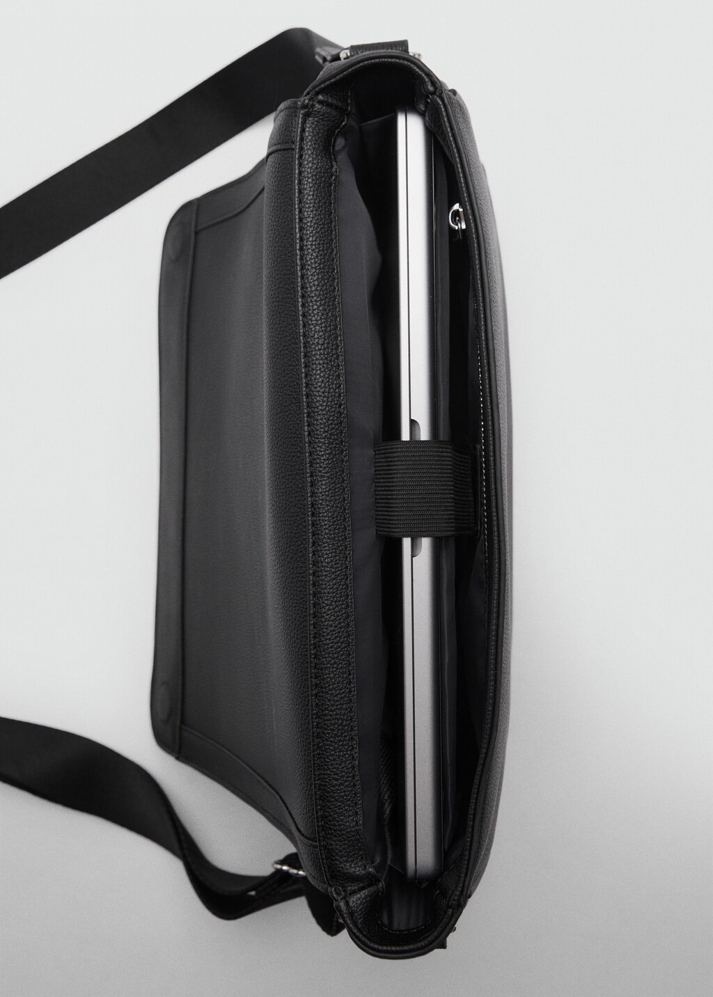 Leather effect shoulder bag