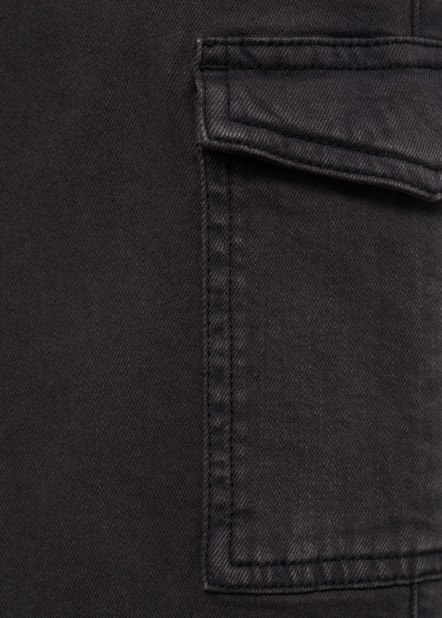 Flared cargo jeans - Details of the article 0