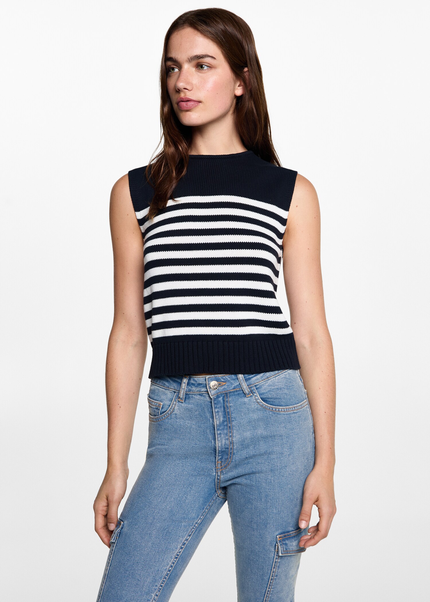 Flared cargo jeans - Details of the article 1
