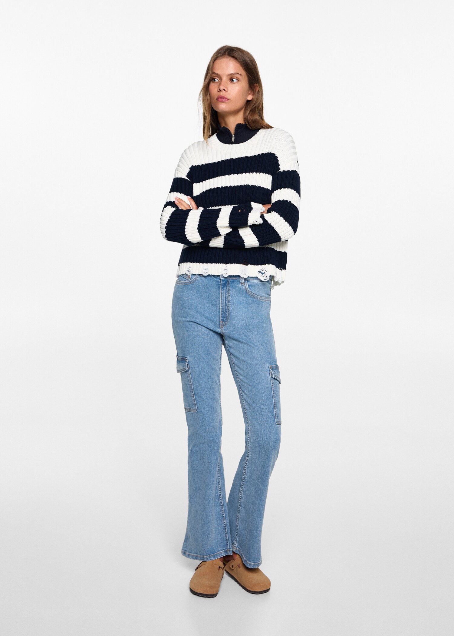 Flared cargo jeans - Details of the article 2