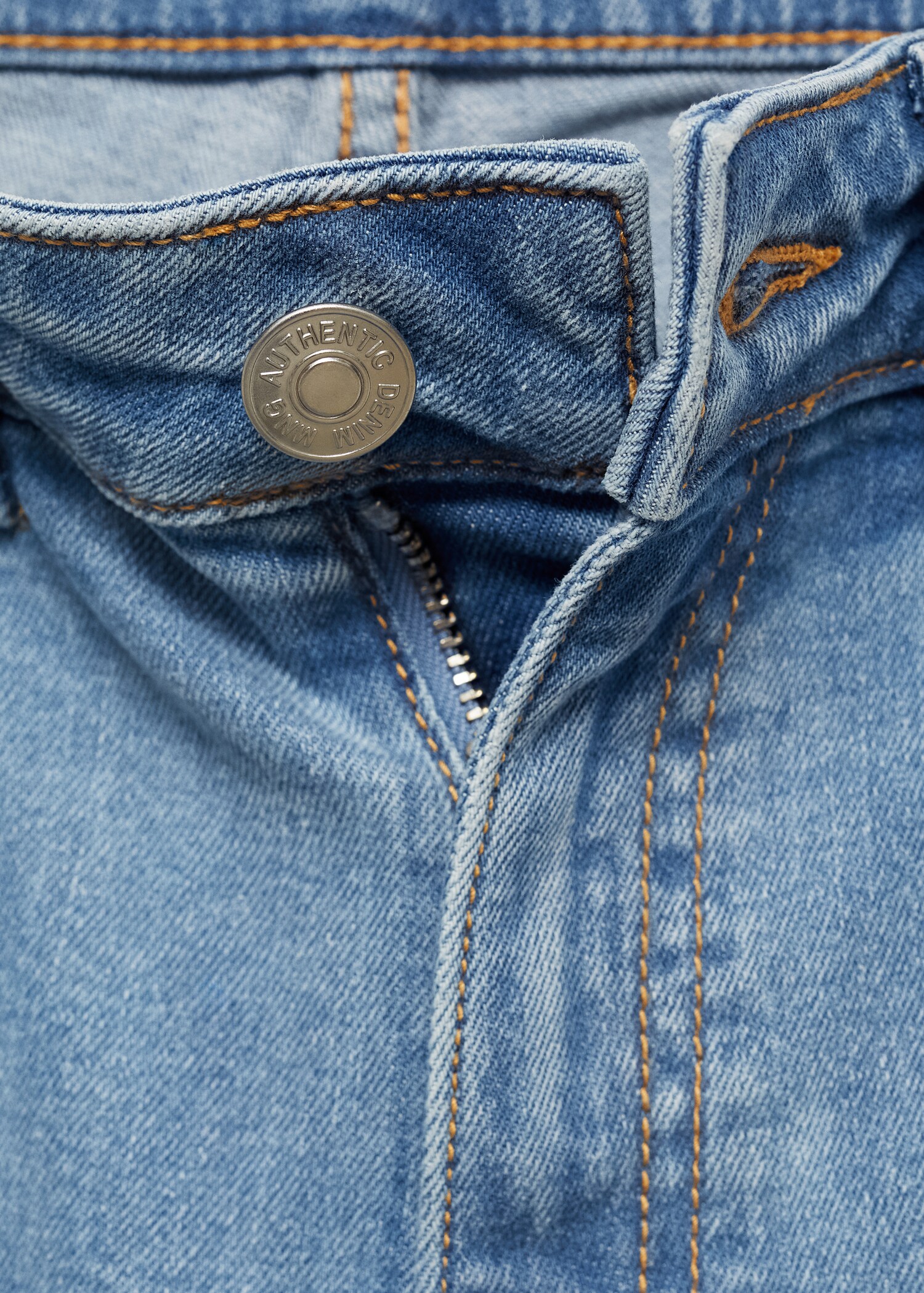 Flared cargo jeans - Details of the article 8
